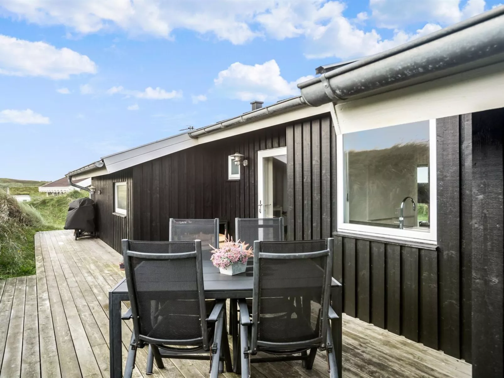 "Mirla" - 50m from the sea-Buiten