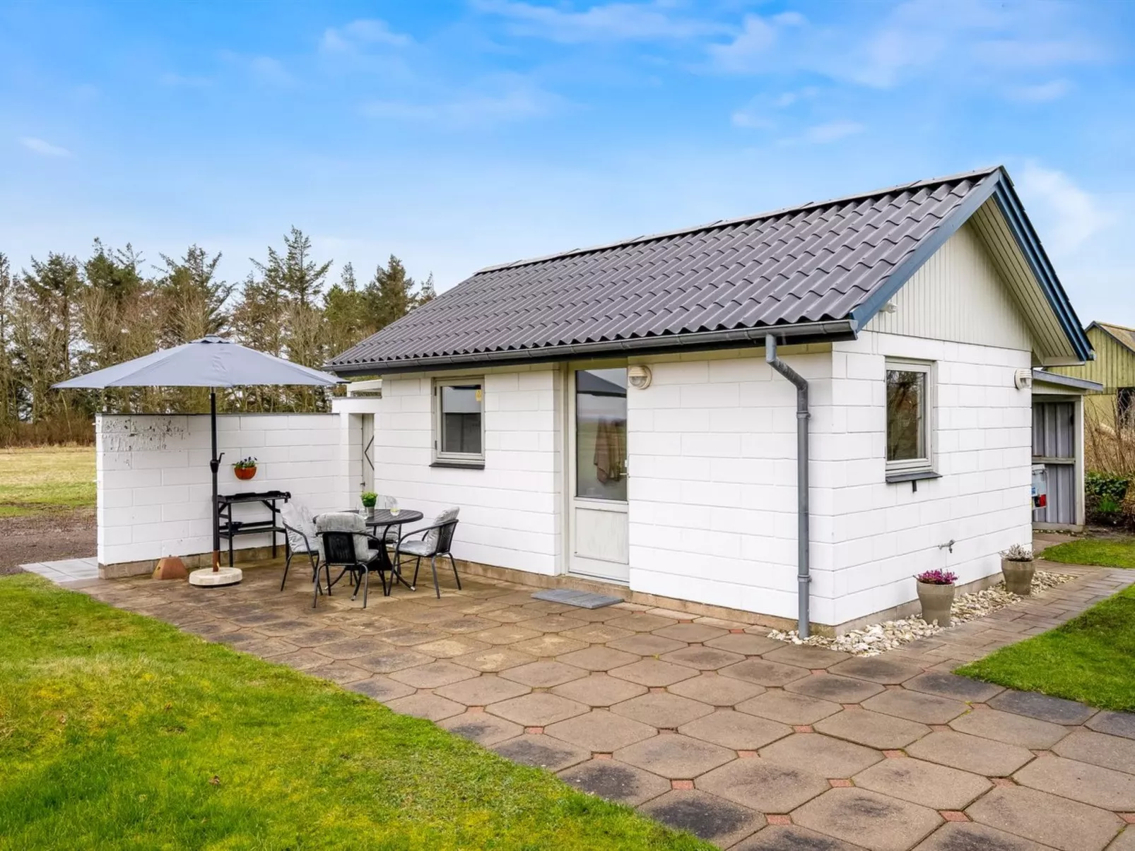 "Moreen" - 200m to the fjord-Buiten