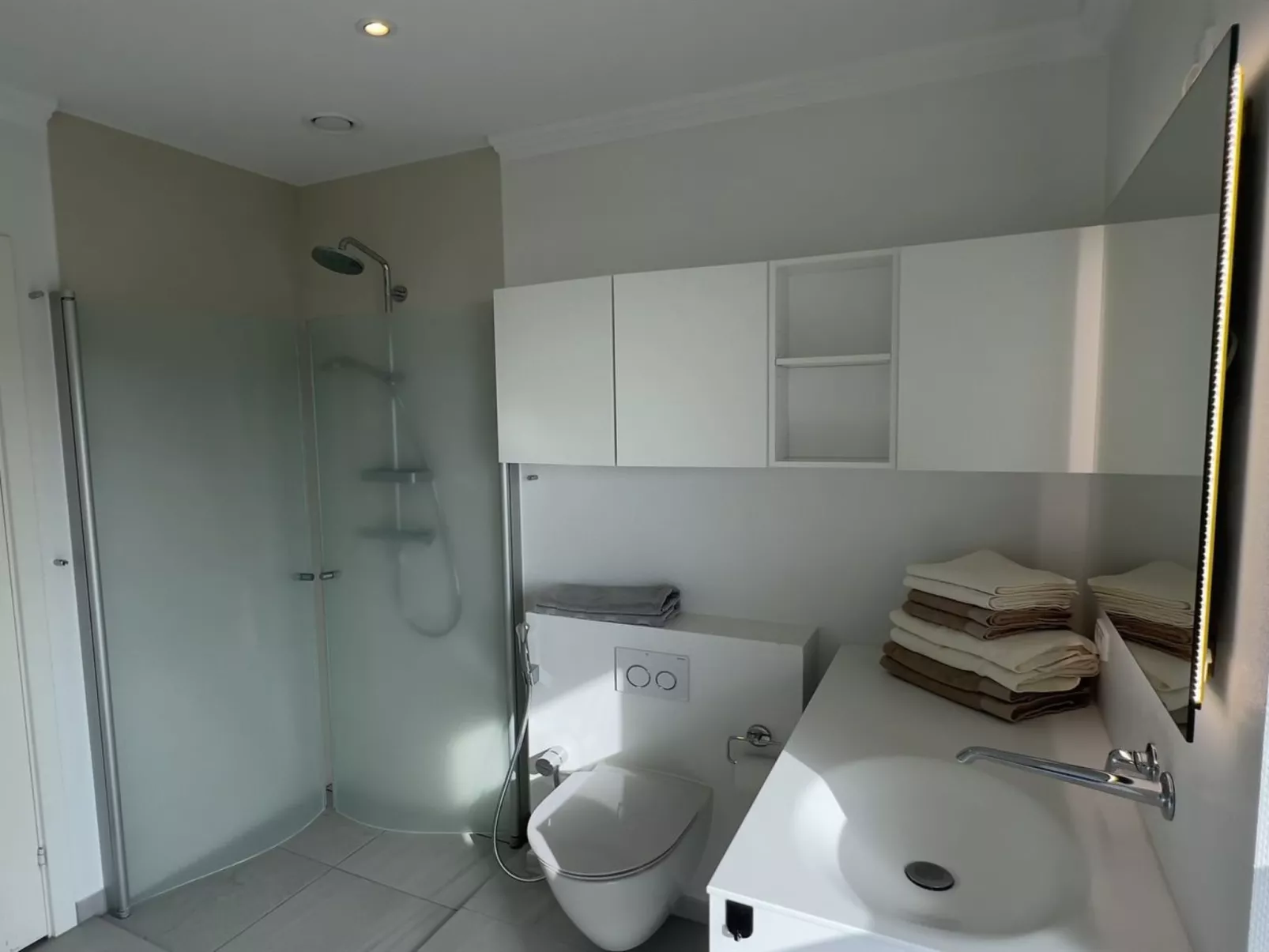 "Volmar" - 10m from the sea-Binnen