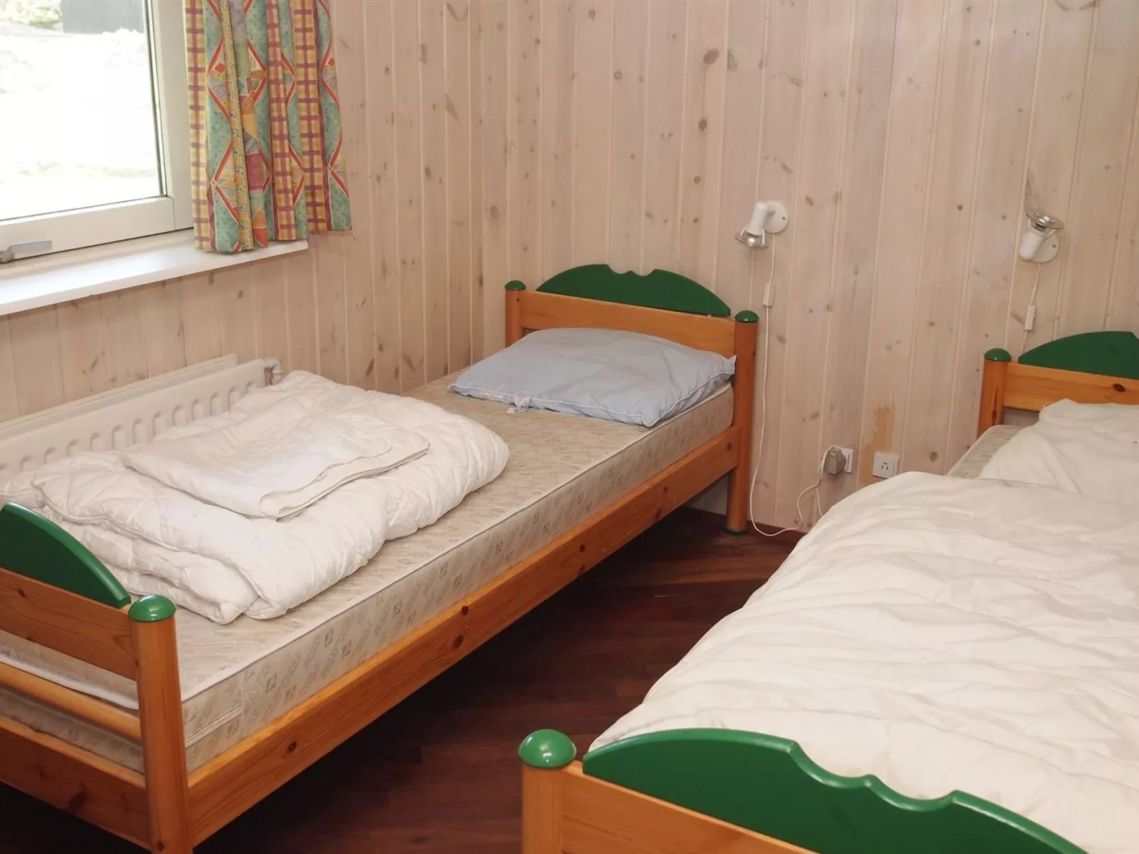 "Unto" - 100m from the sea-Binnen