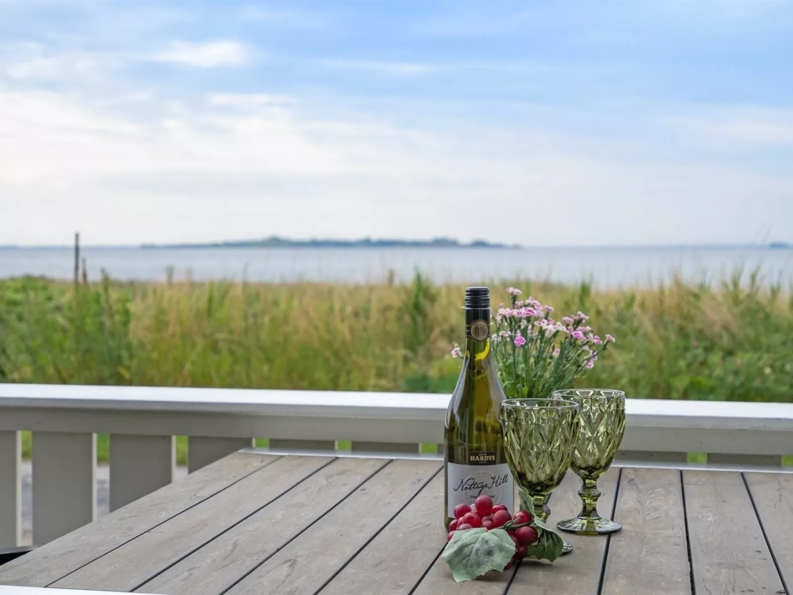 "Liutulf" - 40m from the sea-Binnen