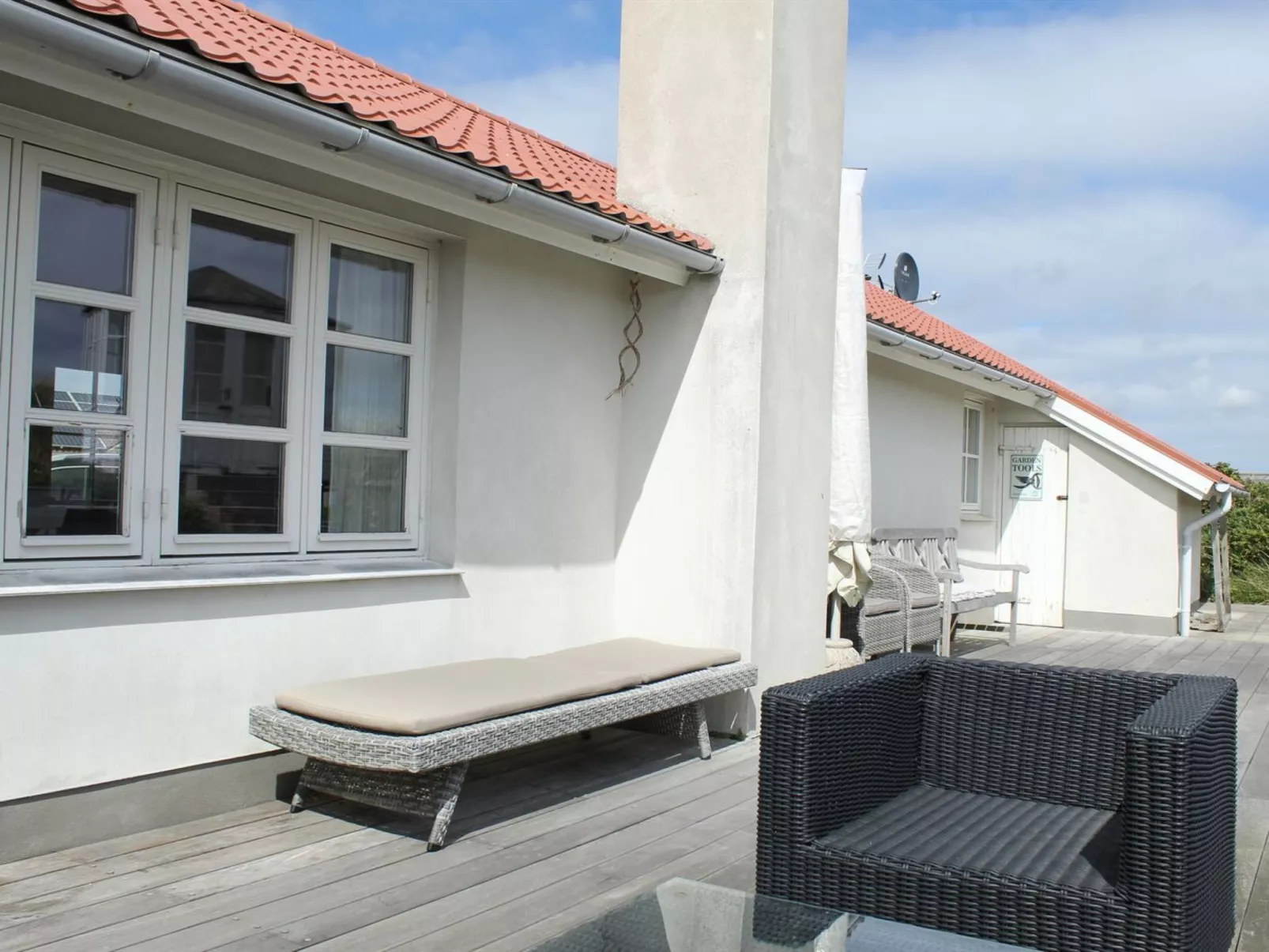 "Heilo" -  from the sea-Buiten