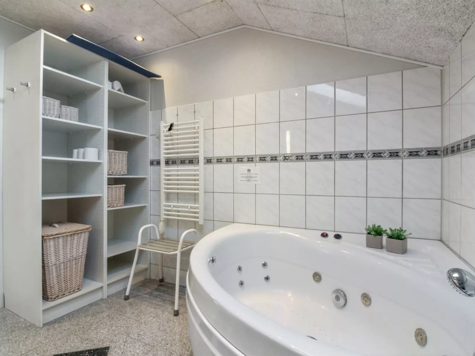 "Ria" - 250m from the sea-Binnen