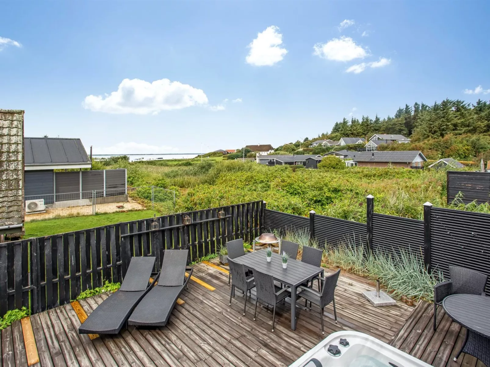 "Solfrid" - 150m from the sea-Buiten