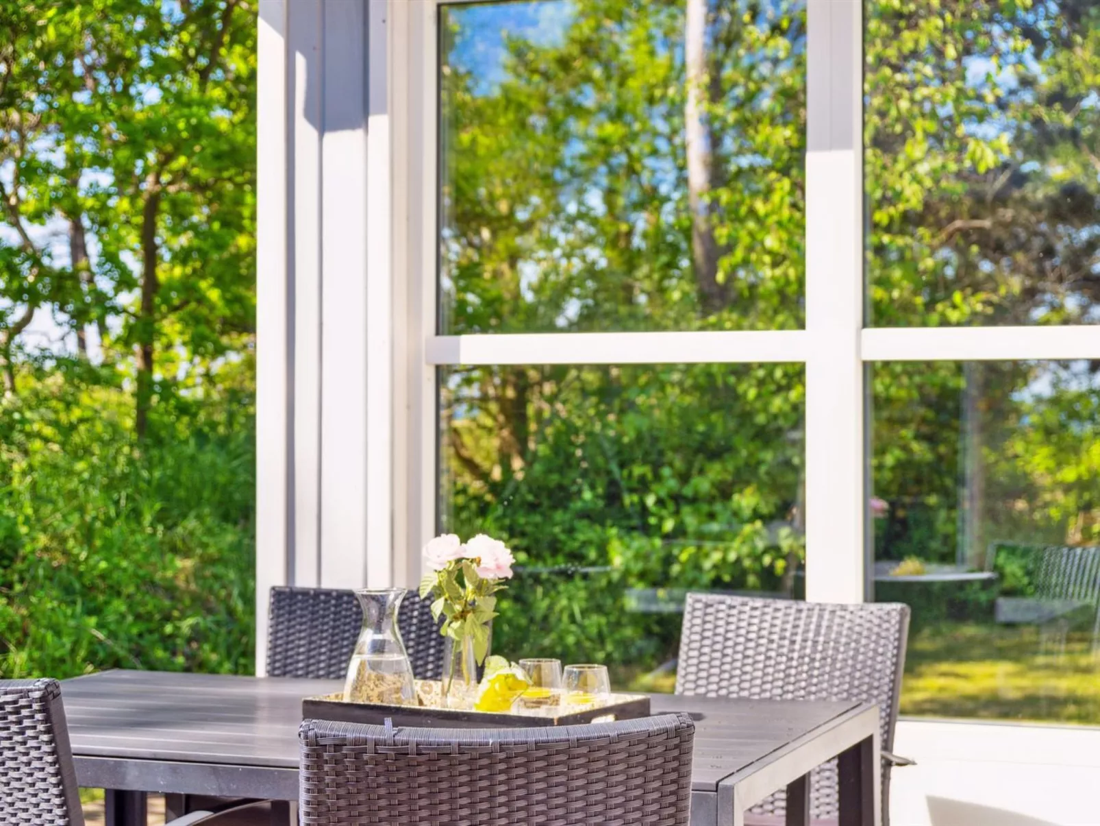 "Myriam" - 50m from the sea-Buiten