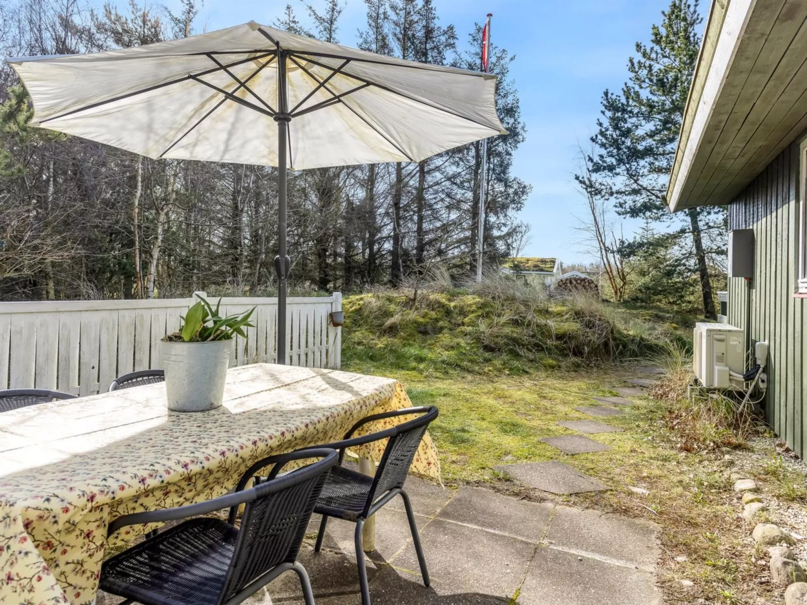 "Bedri" - 150m from the sea-Buiten