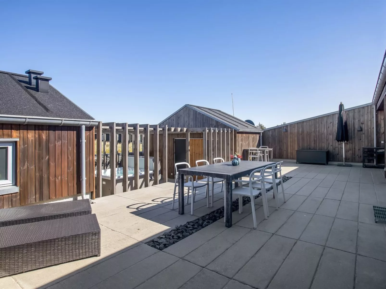 "Carit" - 450m from the sea-Buiten