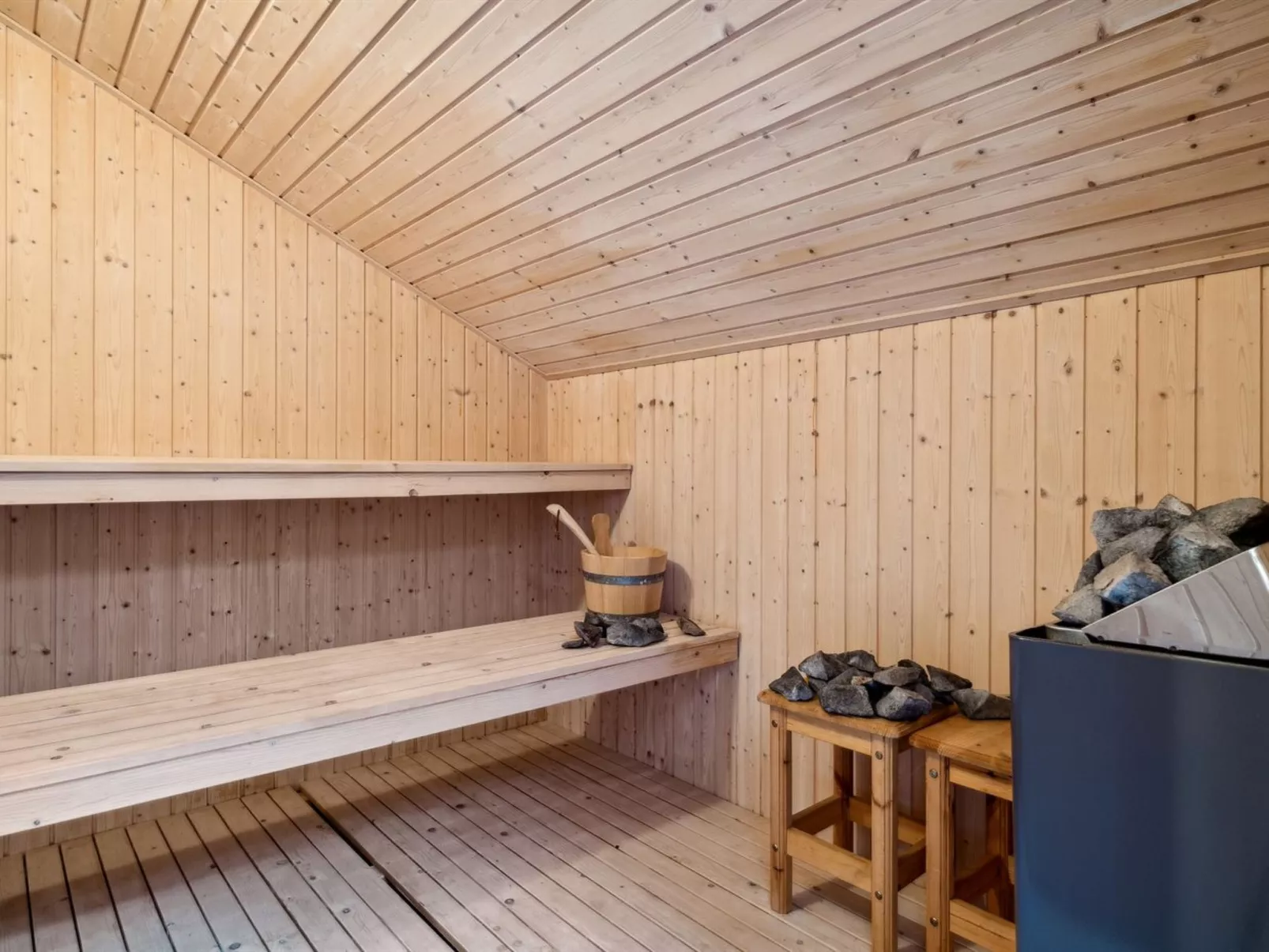 "Tilje" - 800m from the sea-Binnen