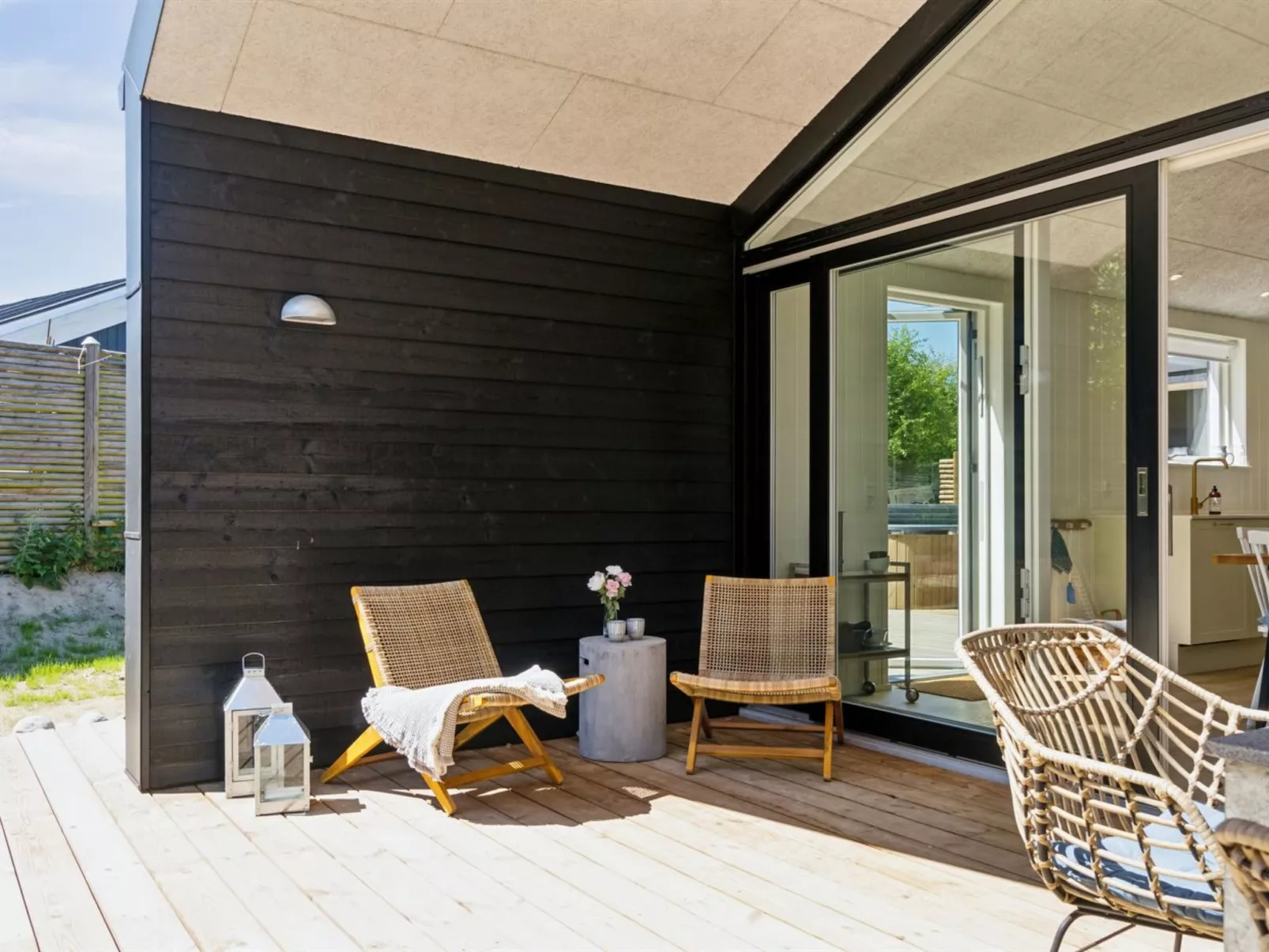 "Lonneke" - 450m from the sea-Buiten