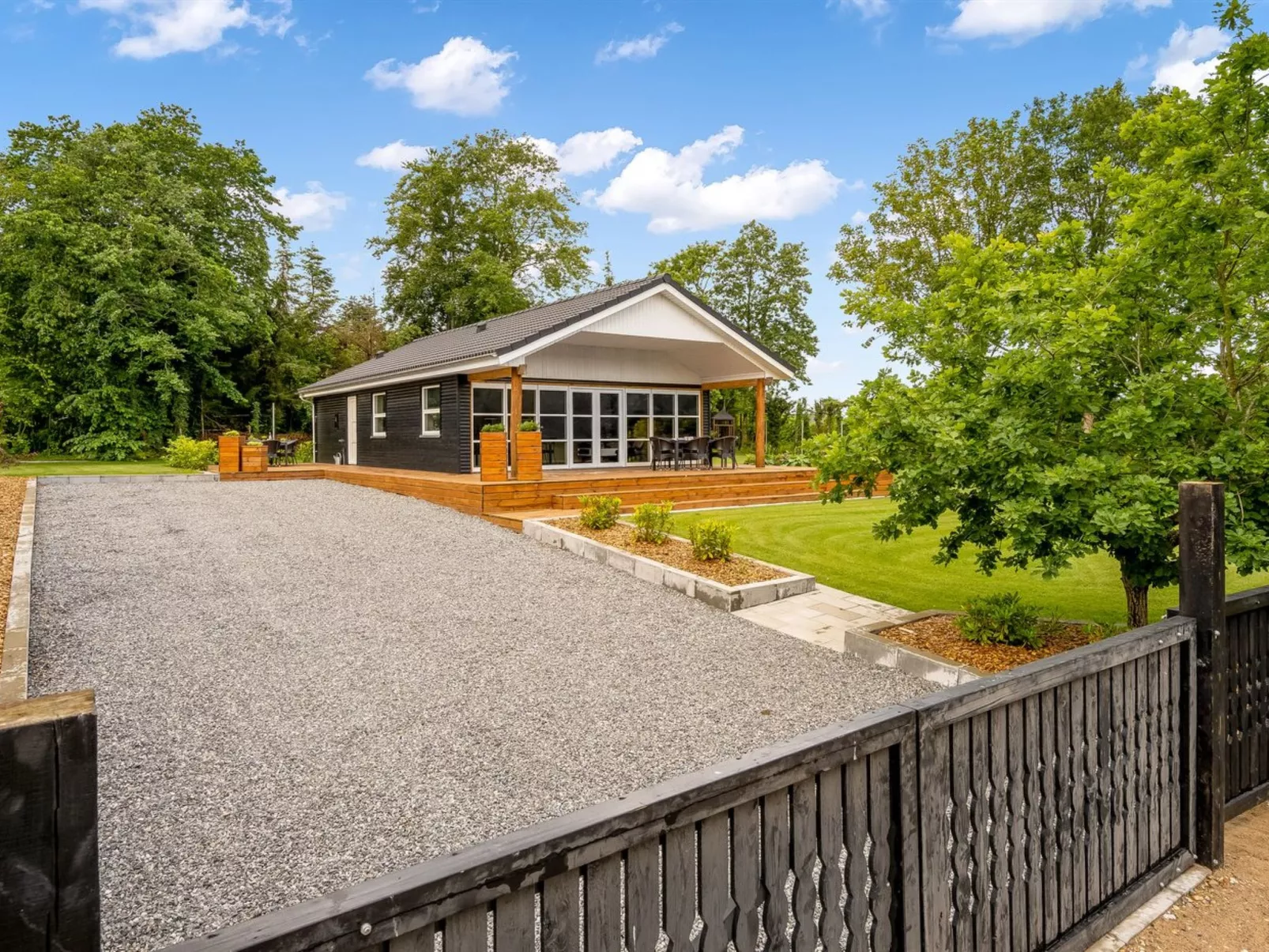 "Skip" - 300m to the fjord-Buiten