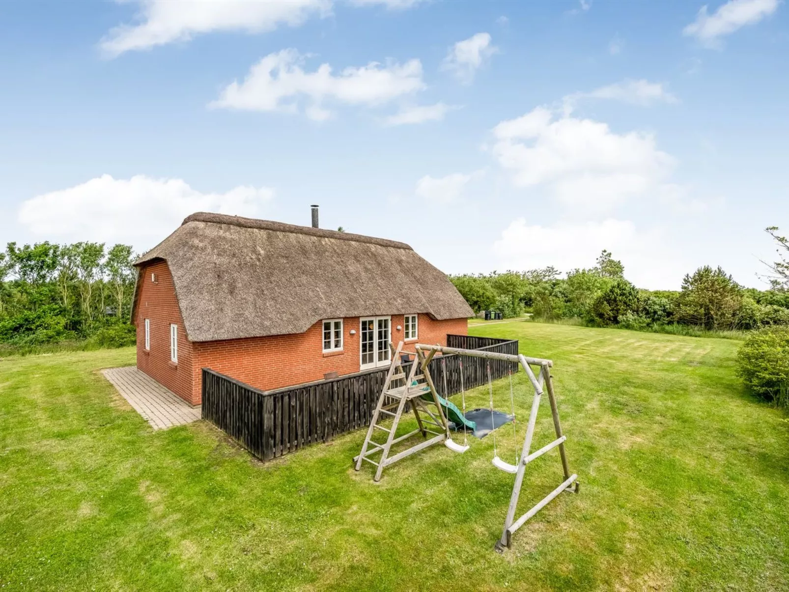 "Birette" - 1.2km from the sea-Buiten