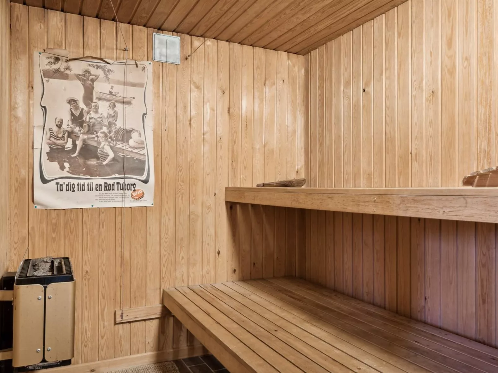 "Adelbert" - 600m to the fjord-Binnen