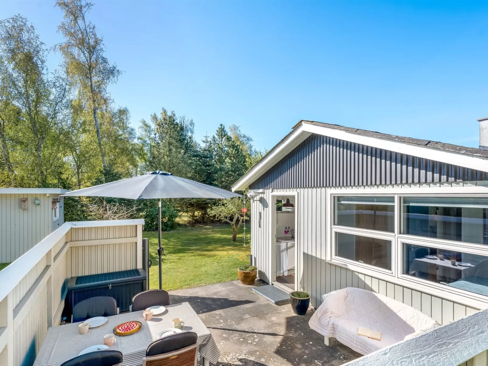 "Jalina" - 500m from the sea-Buiten