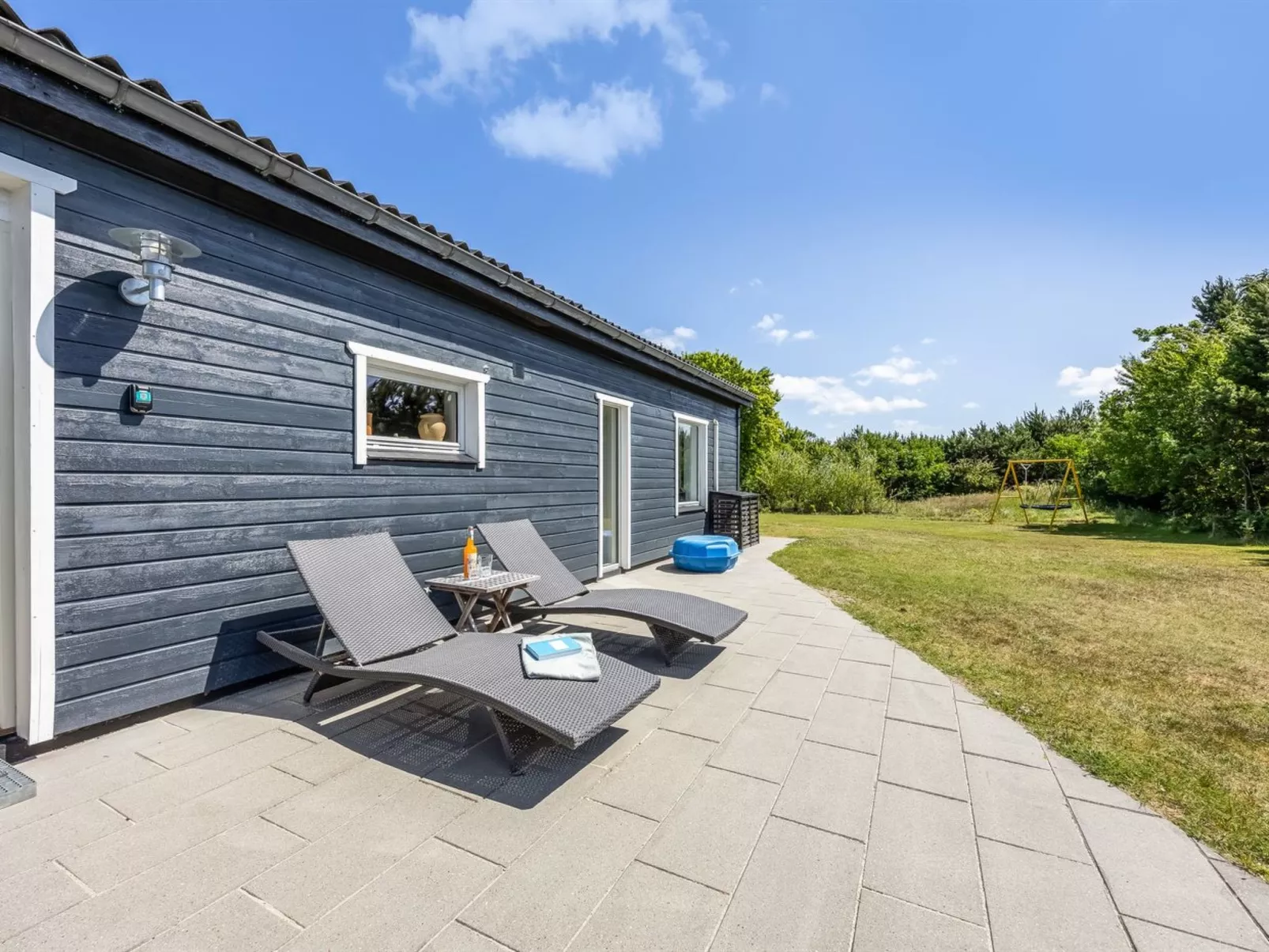 "Hermanni" -  from the sea-Buiten