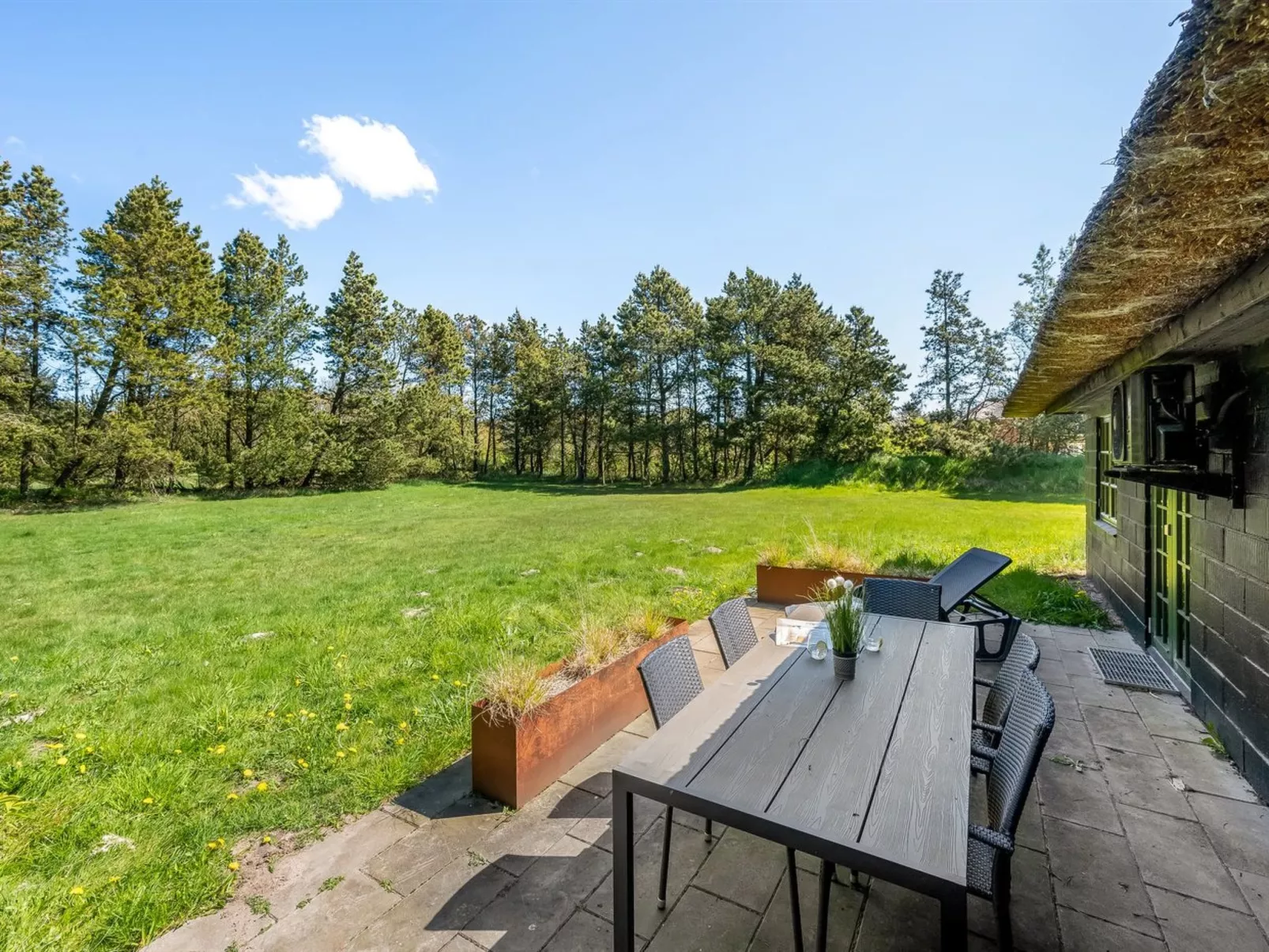 "Matilda" - 1.6km from the sea-Buiten