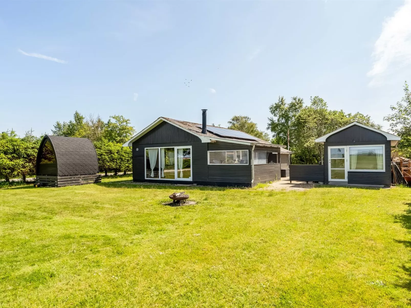 "Kanerva" - 100m to the fjord-Buiten