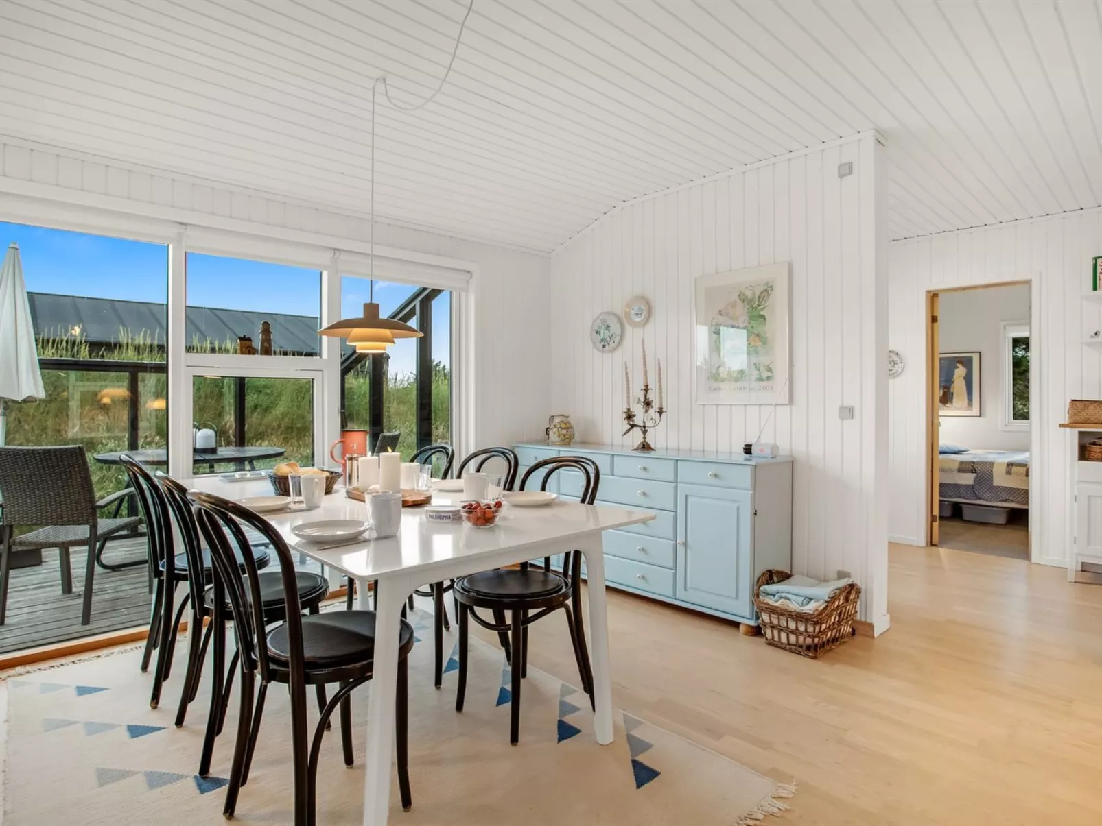 "Cate" - 900m from the sea-Binnen