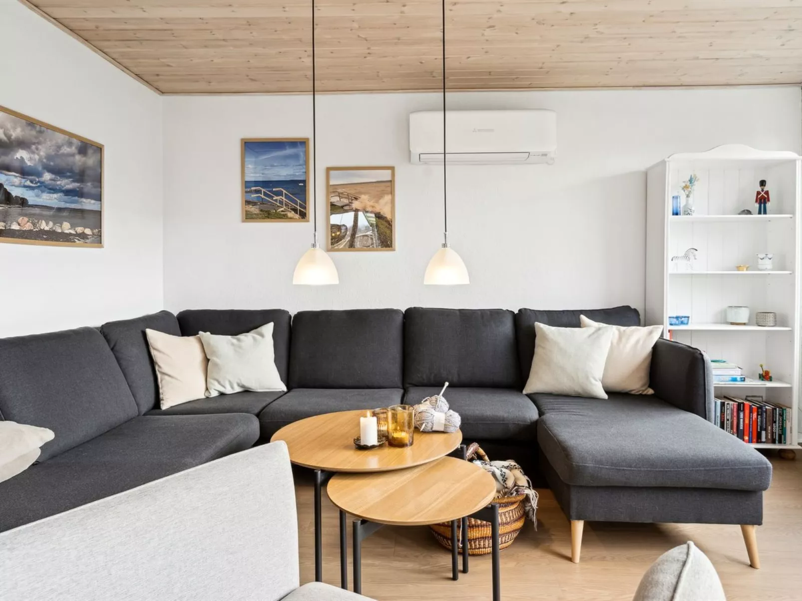 "Severine" - 650m from the sea-Binnen