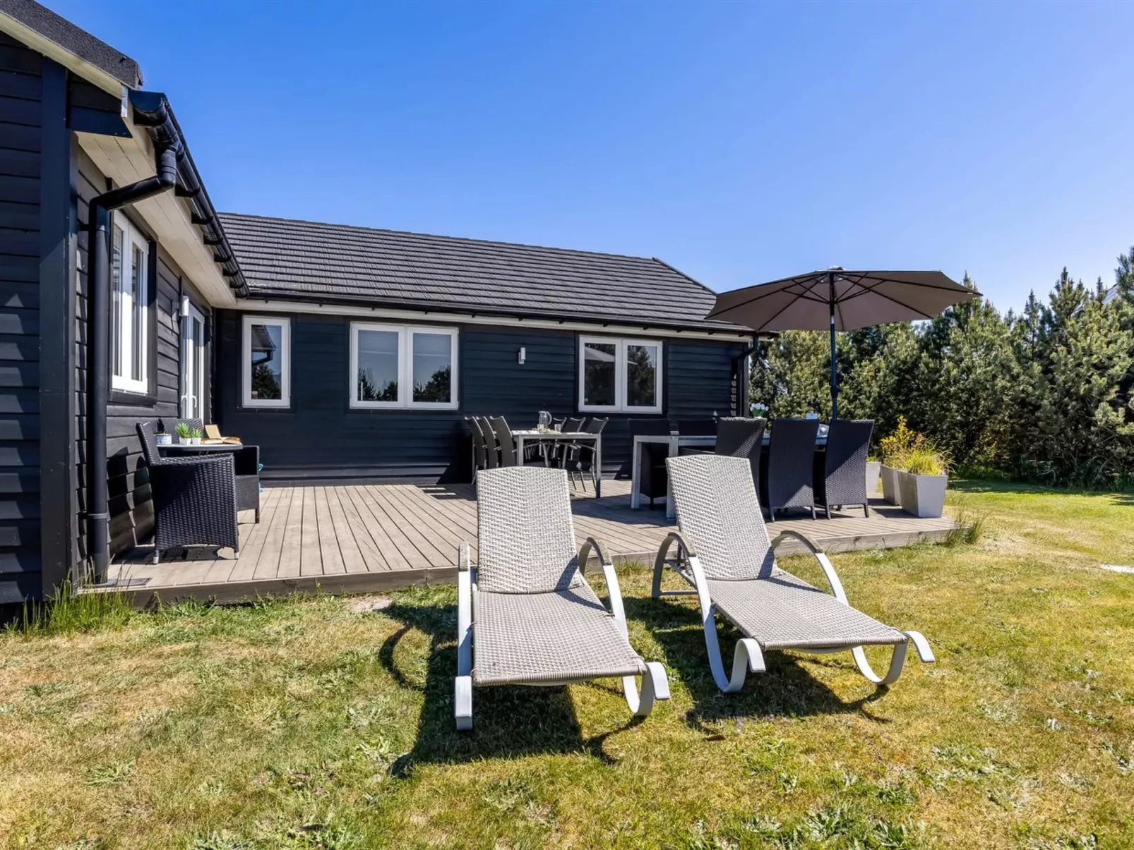 "Danika" - 1.5km from the sea-Buiten