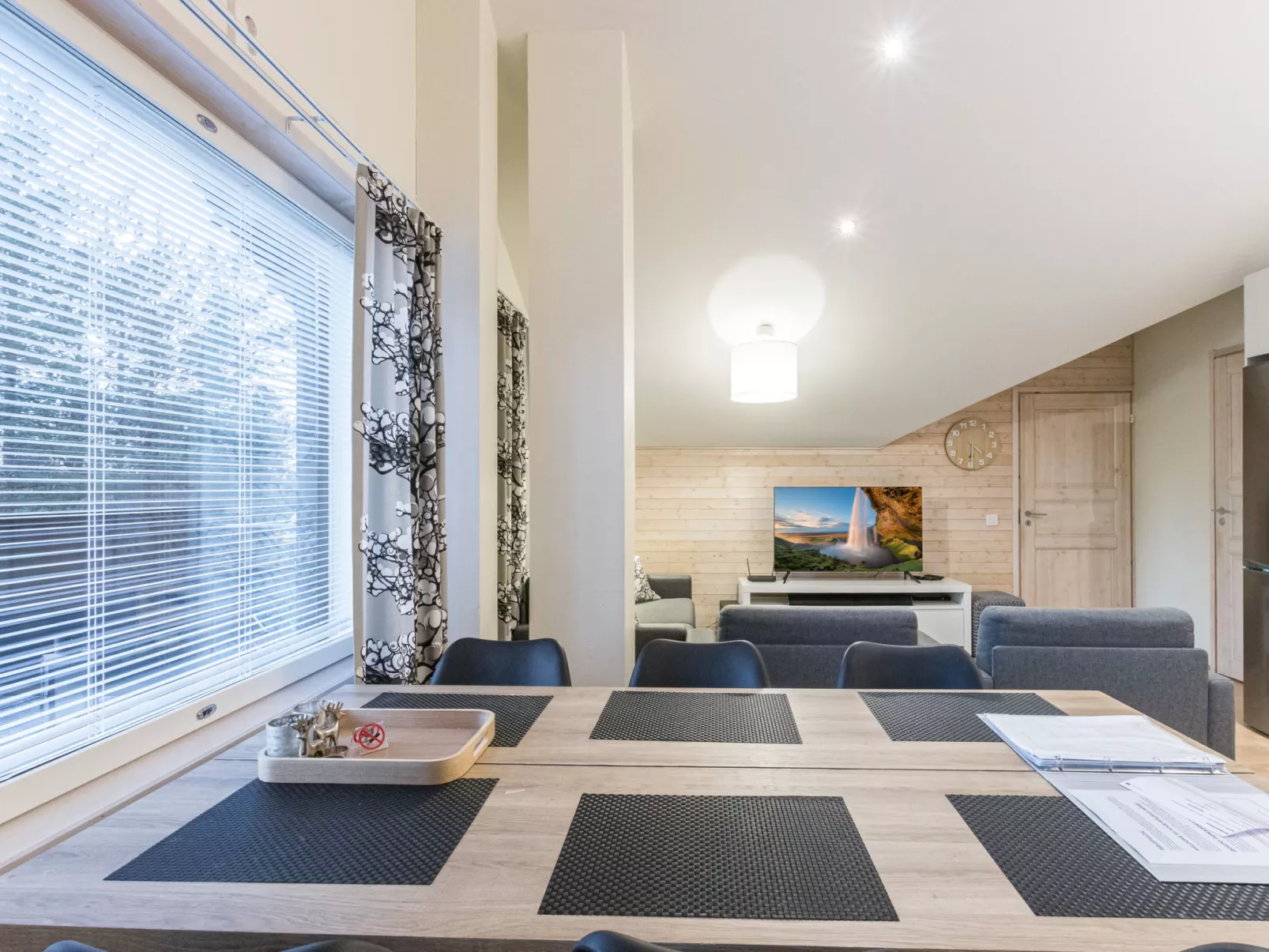 Levin stara a09-Binnen