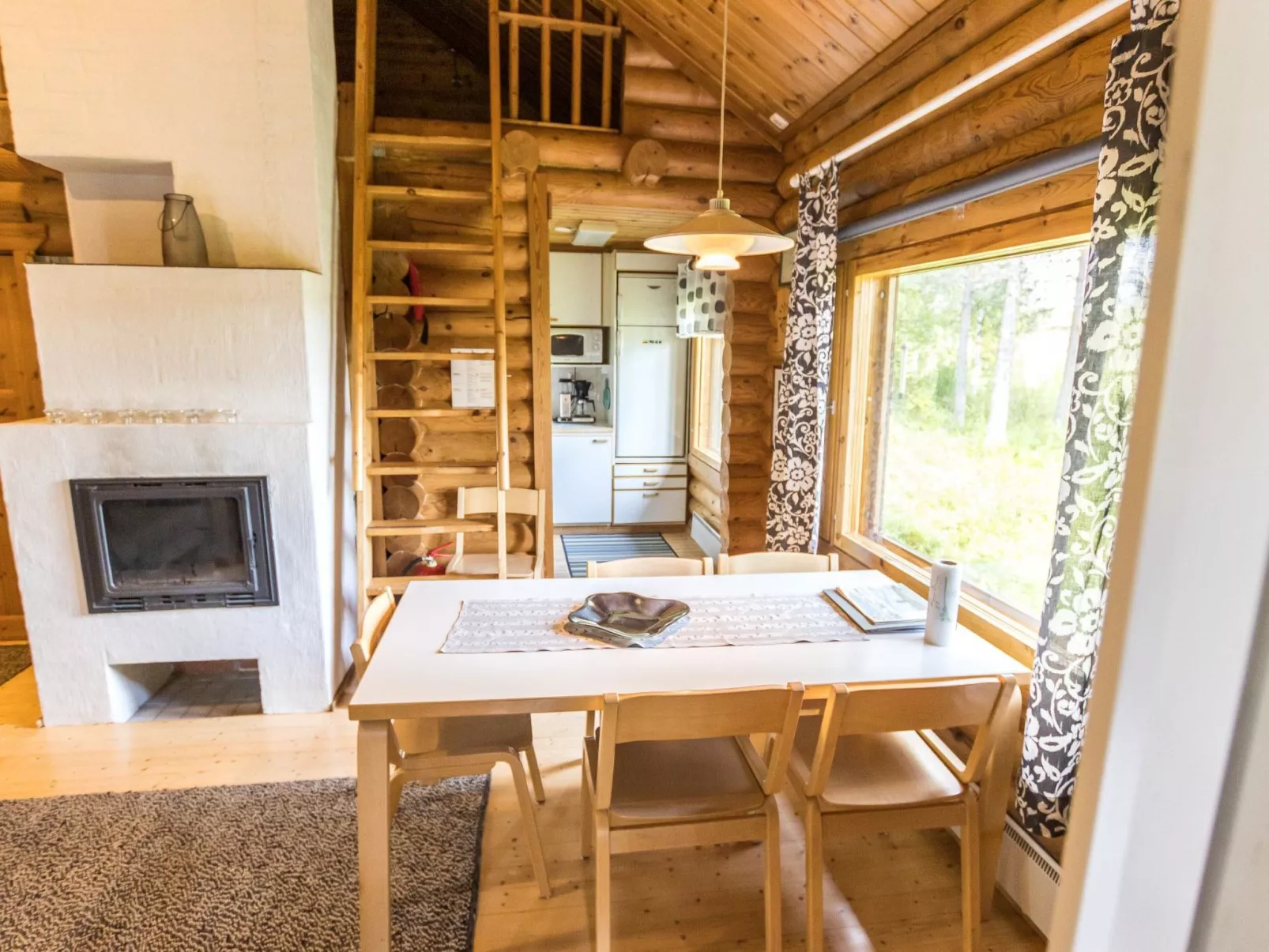 Ylläsmehto 2-Binnen