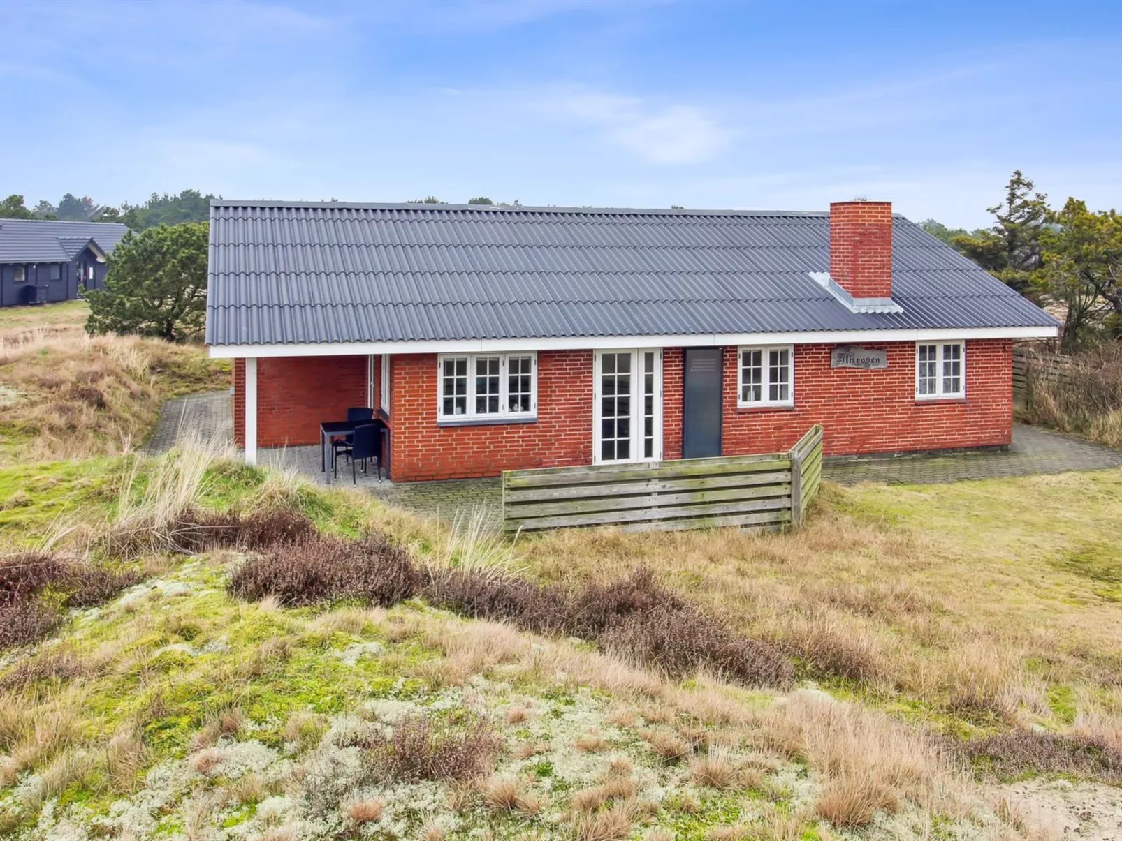 "Uddi" - 1.3km from the sea-Buiten