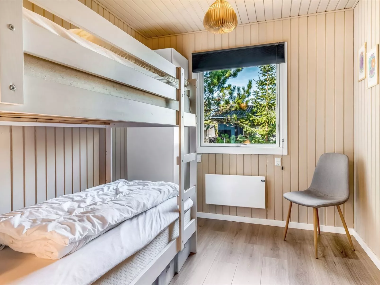 "Anline" -  from the sea-Binnen