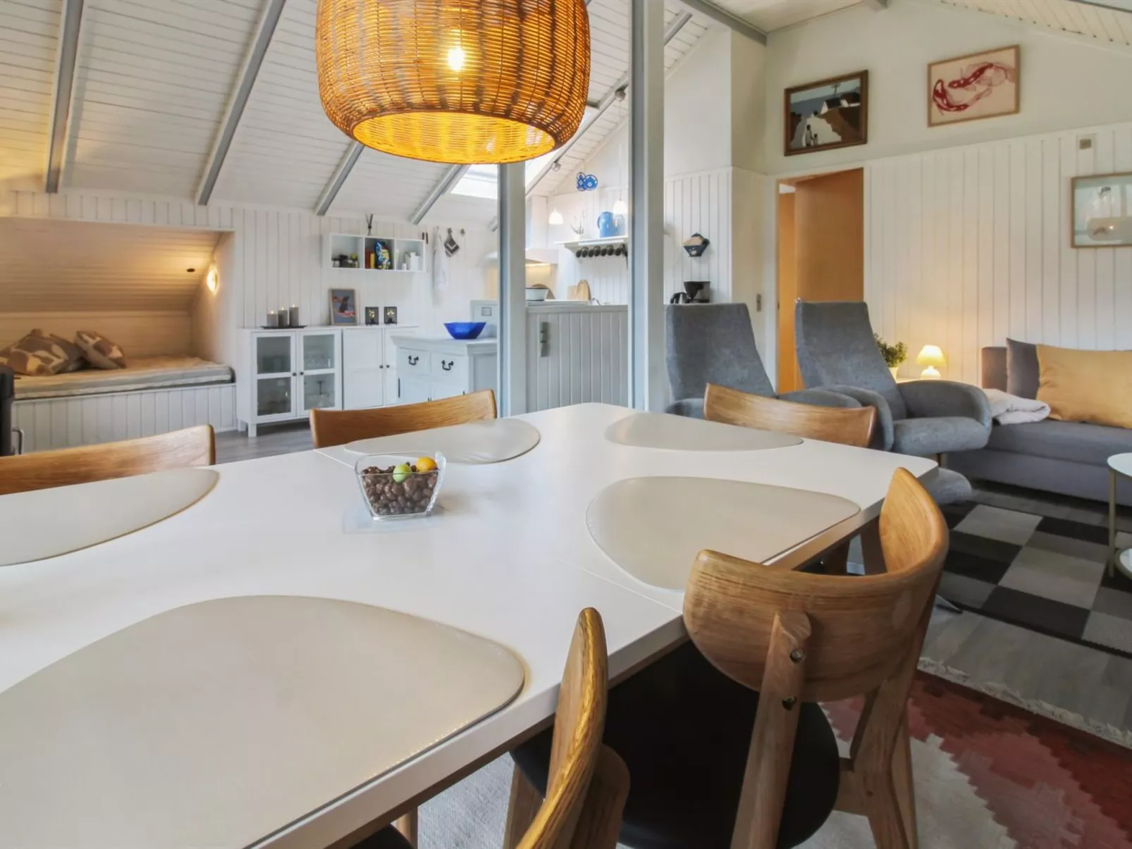 "Rosalie" - 29km from the sea-Binnen