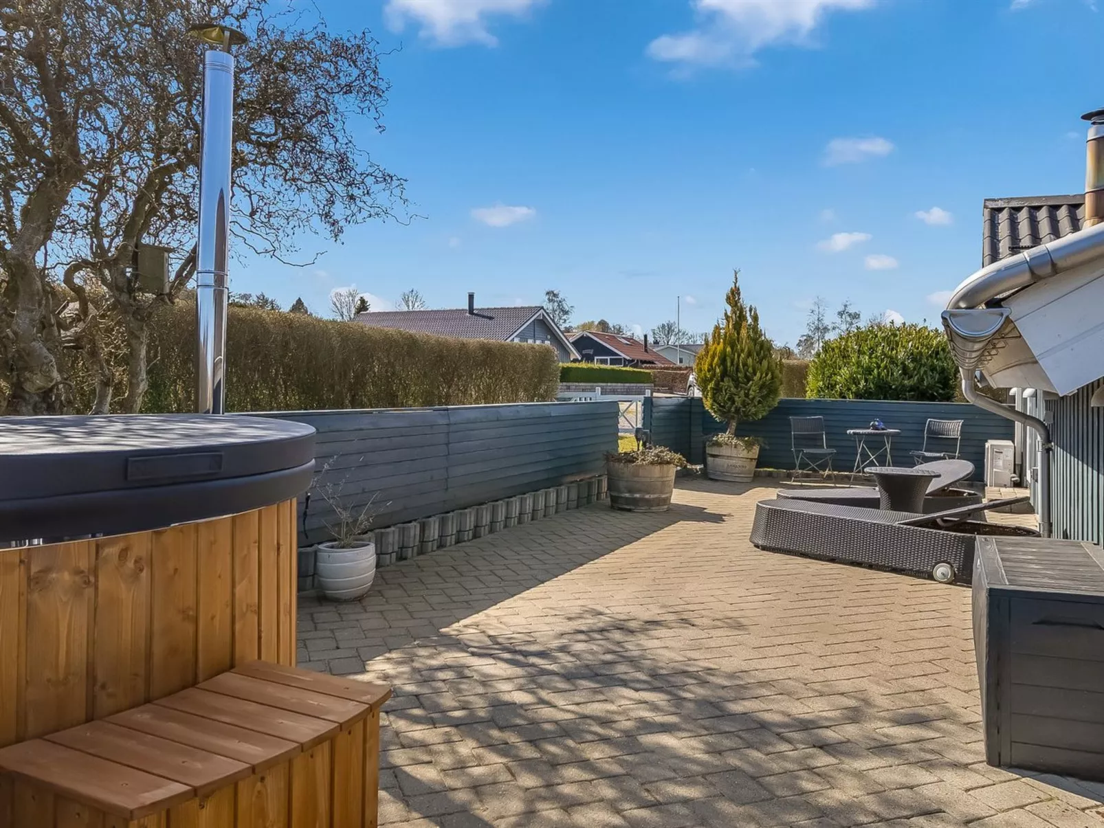 "Aika" - 450m from the sea-Buiten