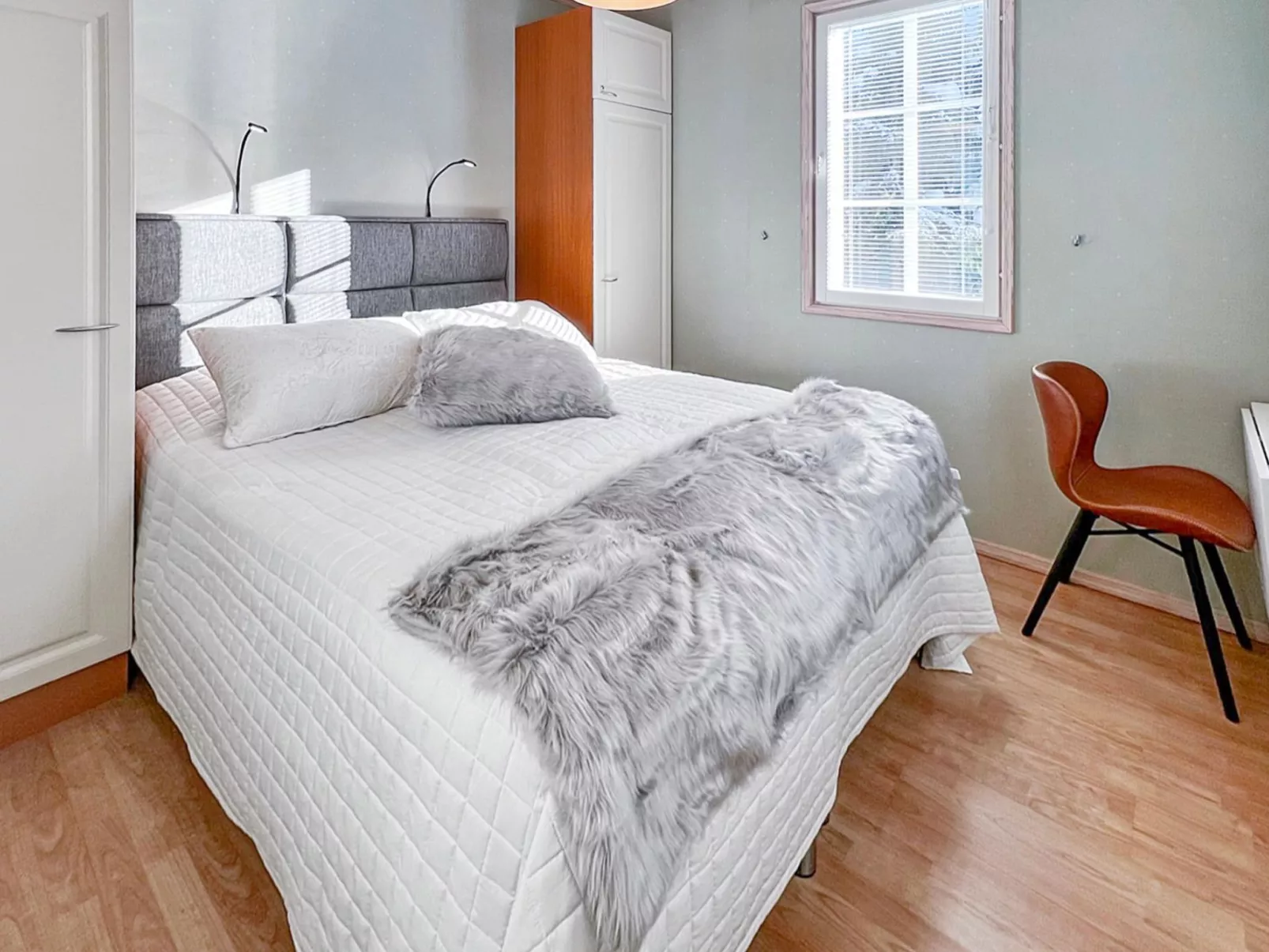 Rukan taikavuosselin helmi 8 b-Binnen