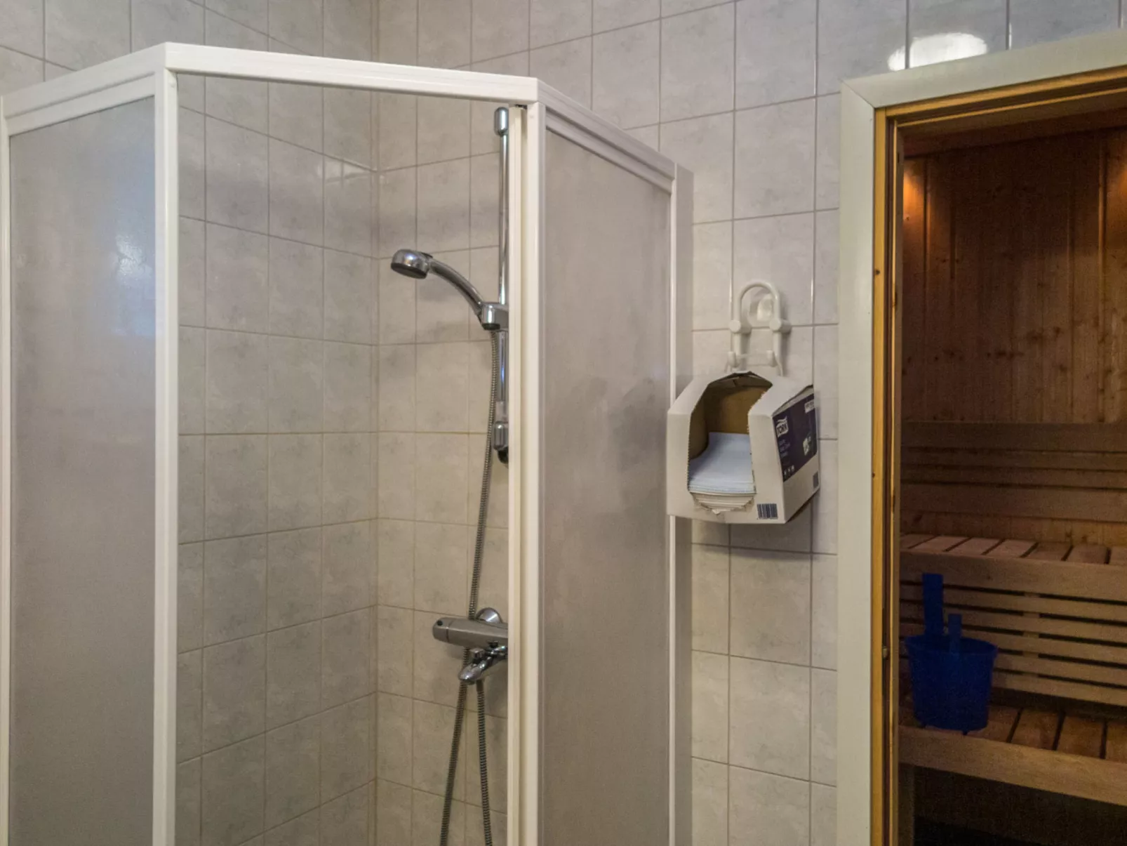 Karitahko a 8-Binnen