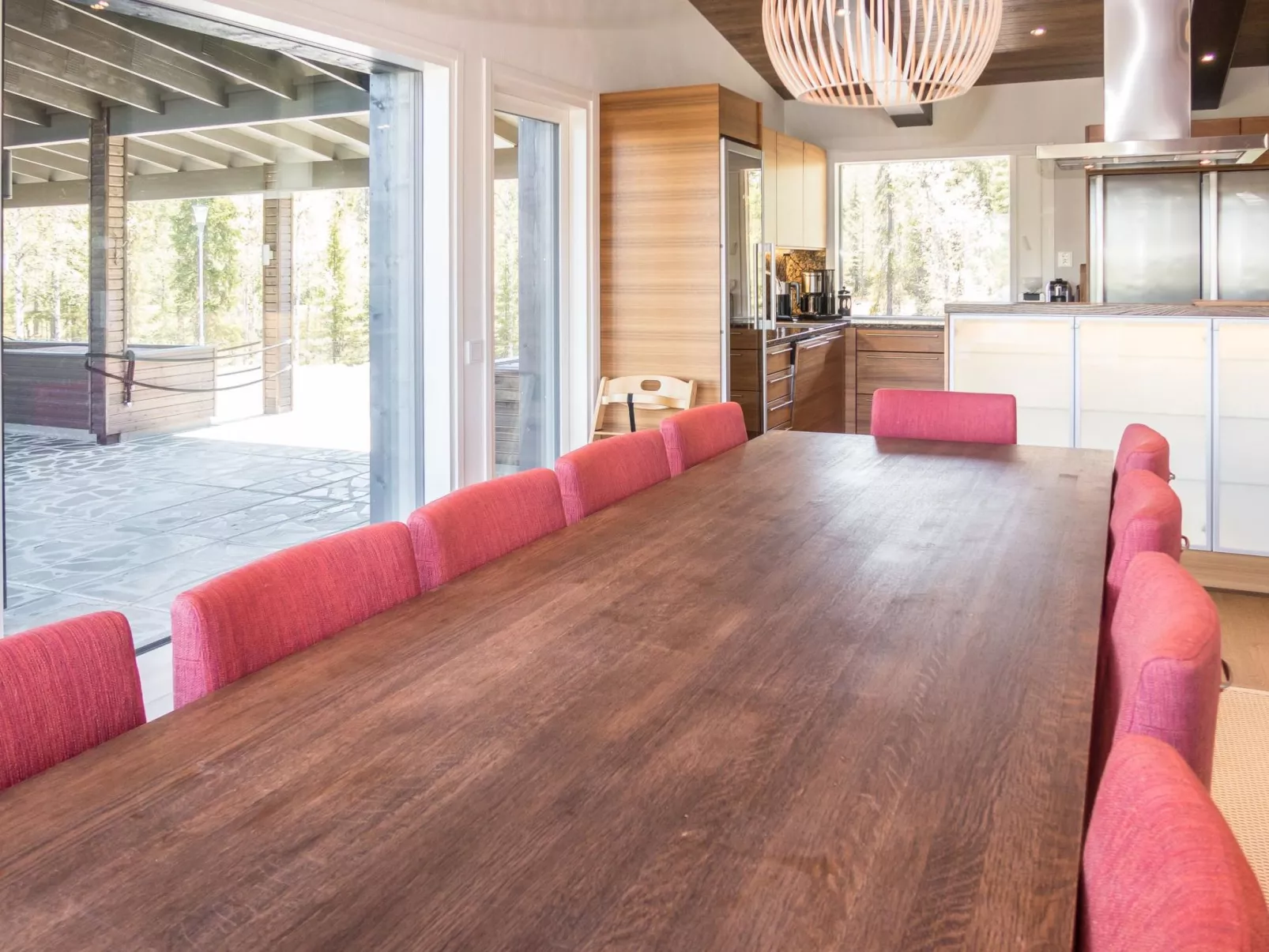 Holy lake chalet b-Binnen