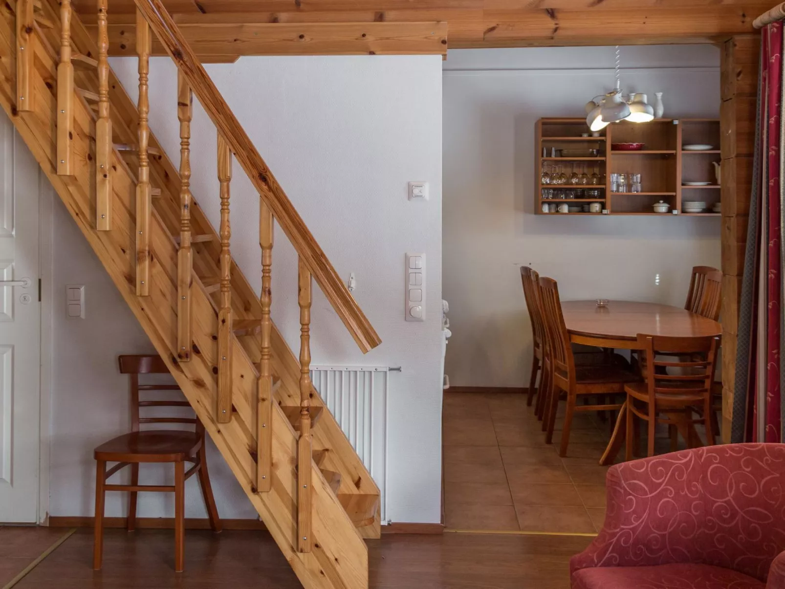 Peiponpesä b-Binnen