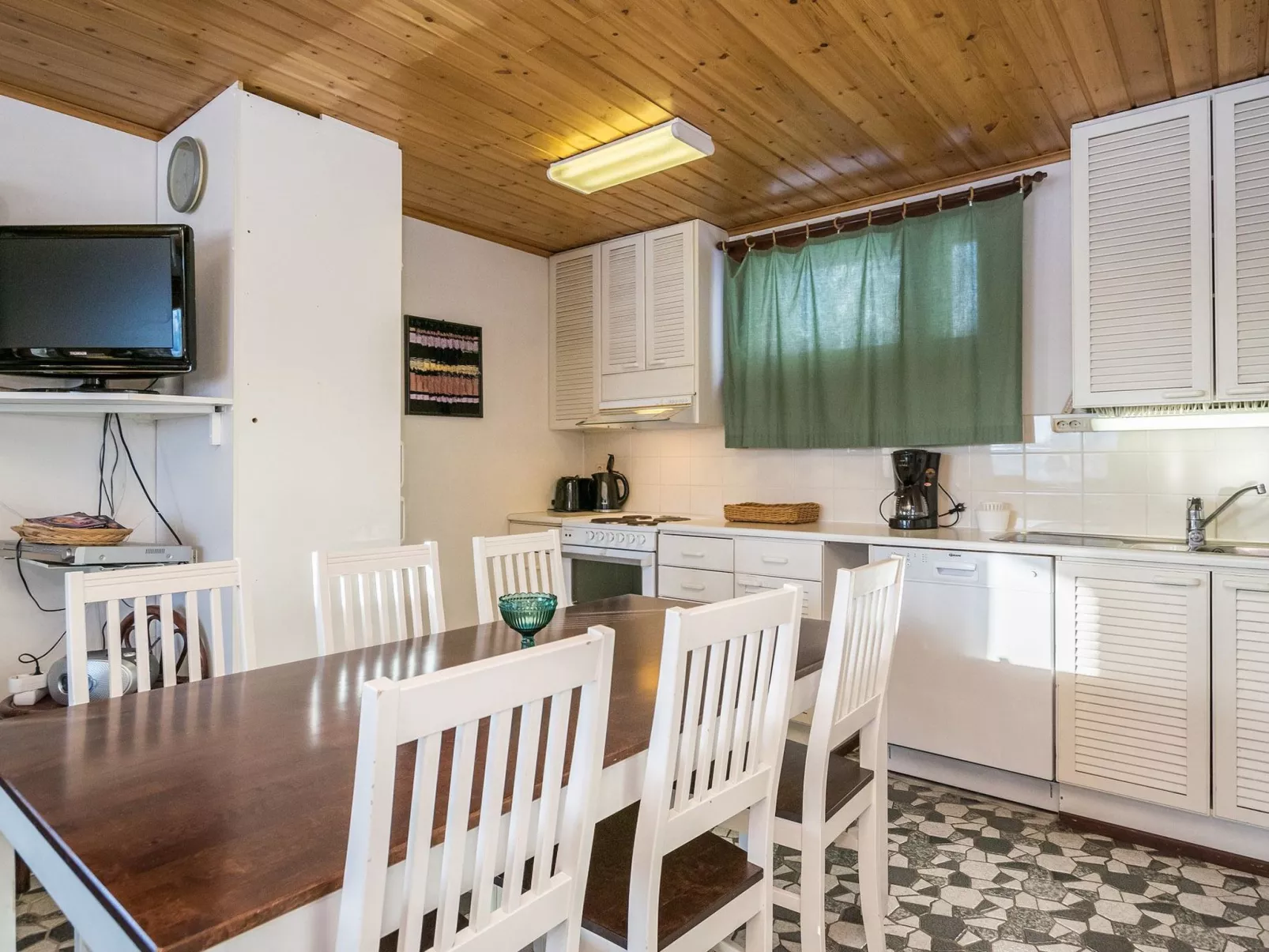 Alppikylä 3b paritalo-Binnen