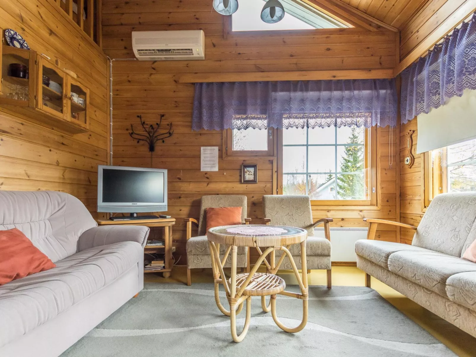 Lomaluola 5a paritalo-Binnen