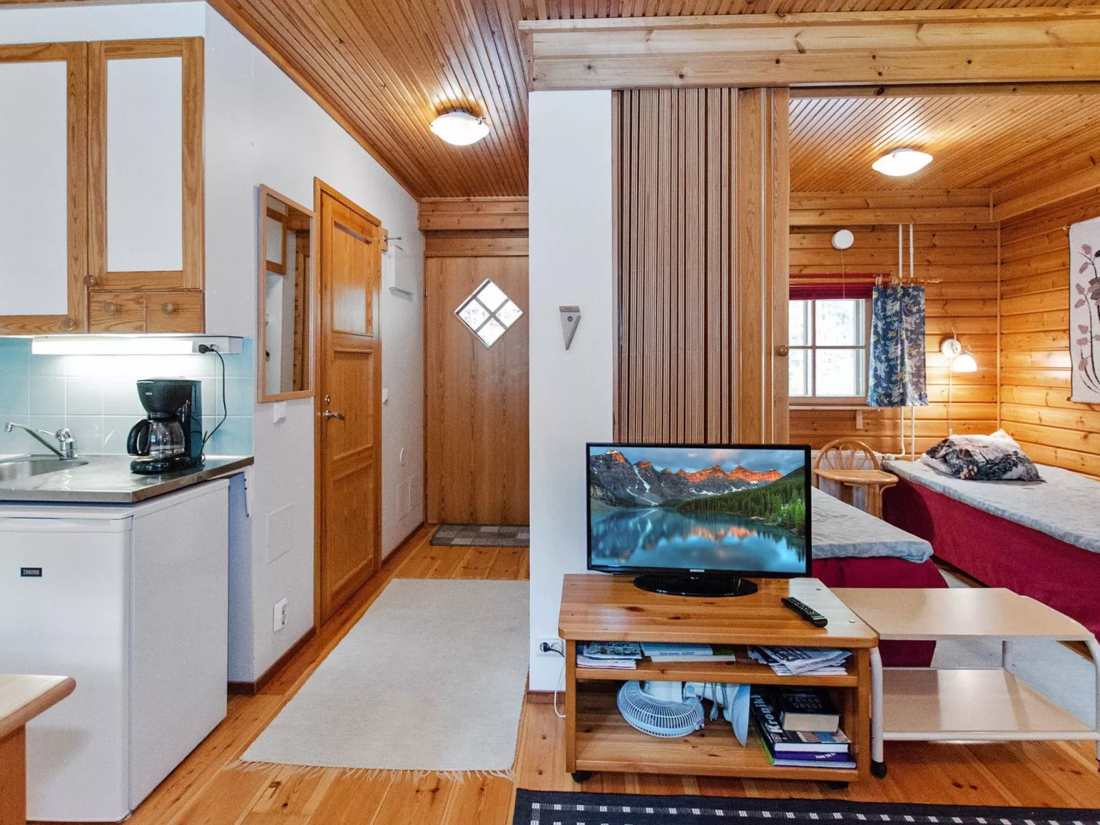 Sotka 13 by bomba-Binnen