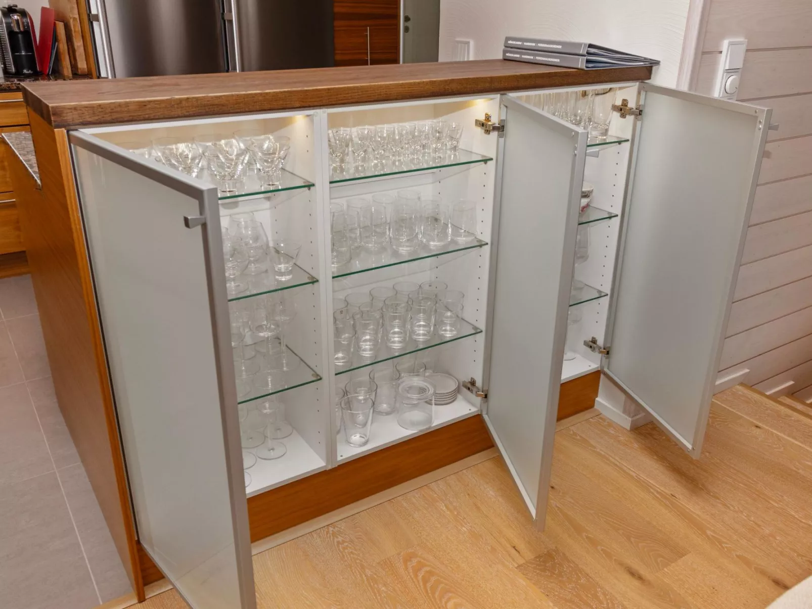 Holy lake chalet a-Binnen