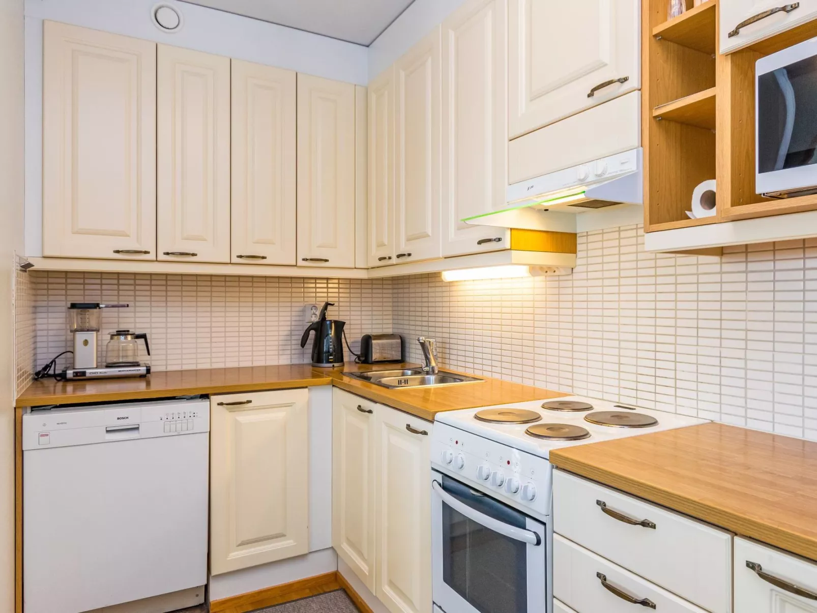 Karhunvartijan pirtti c4-Binnen