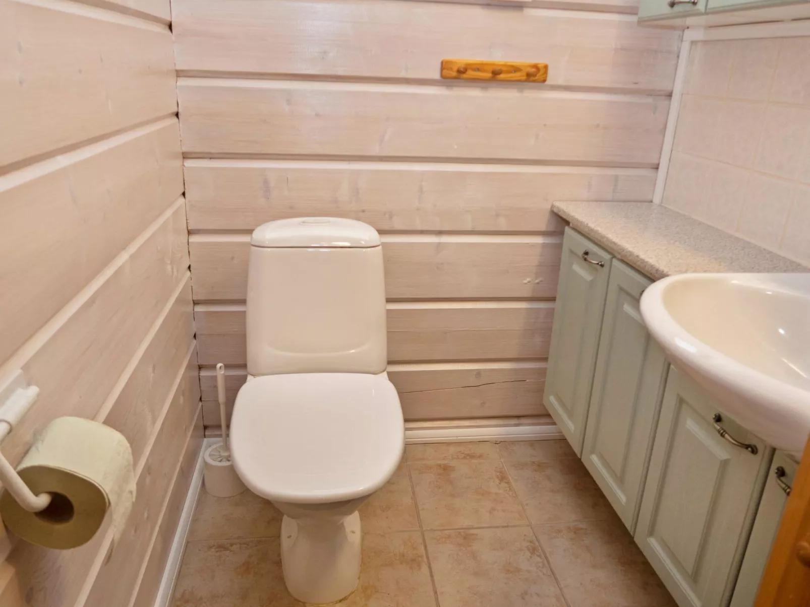 Jäkälärinne 2b (24)-Binnen