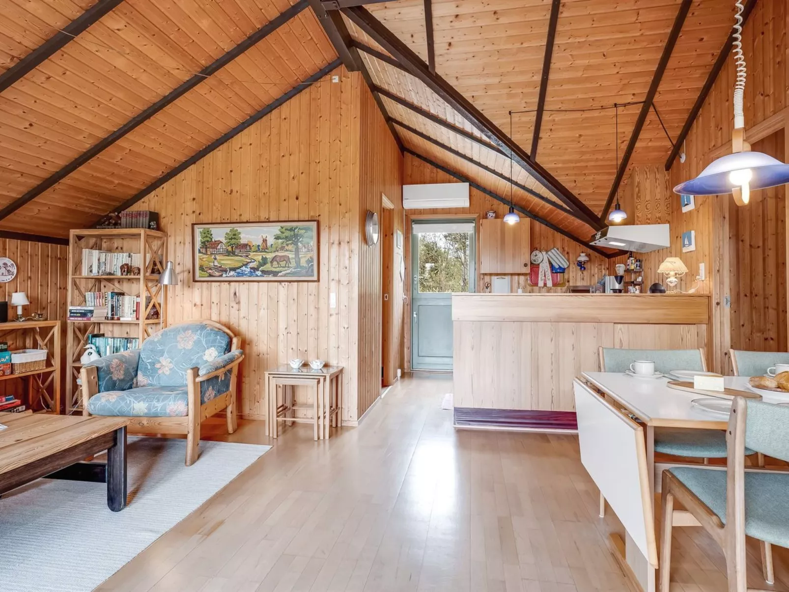 "Ovine" - 900m from the sea-Binnen