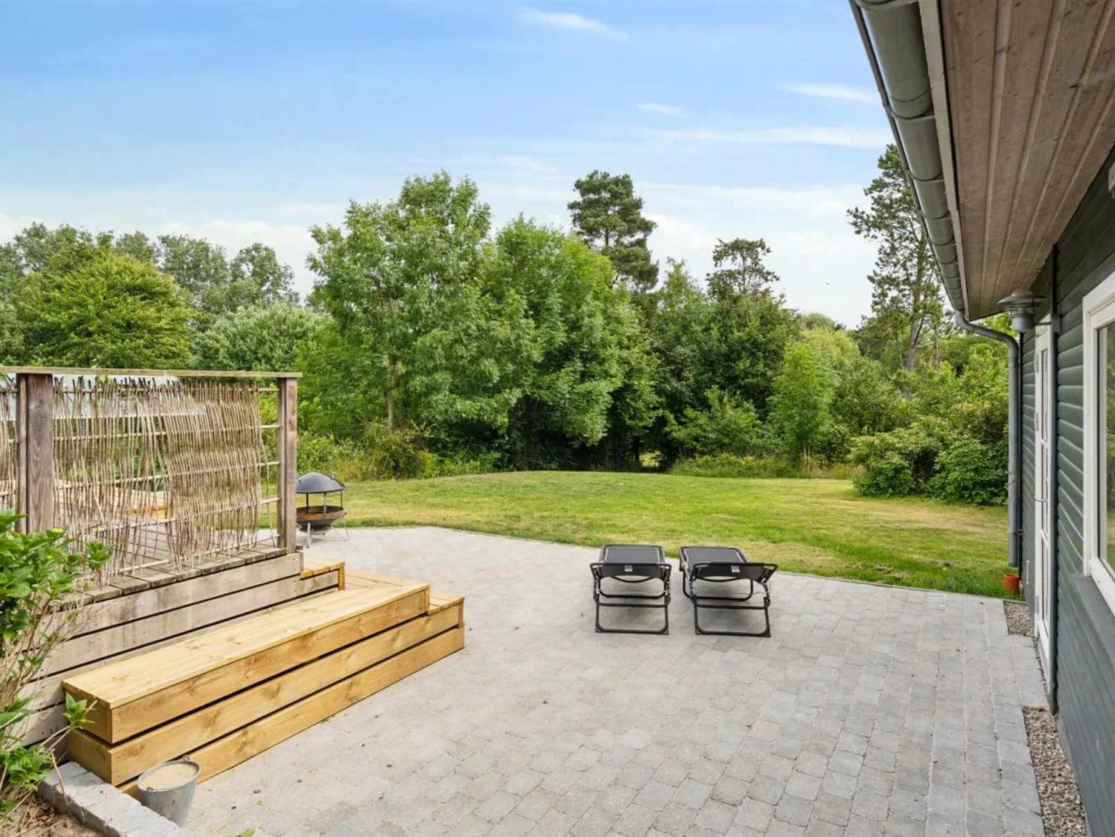 "Esme" - 225m to the fjord-Buiten