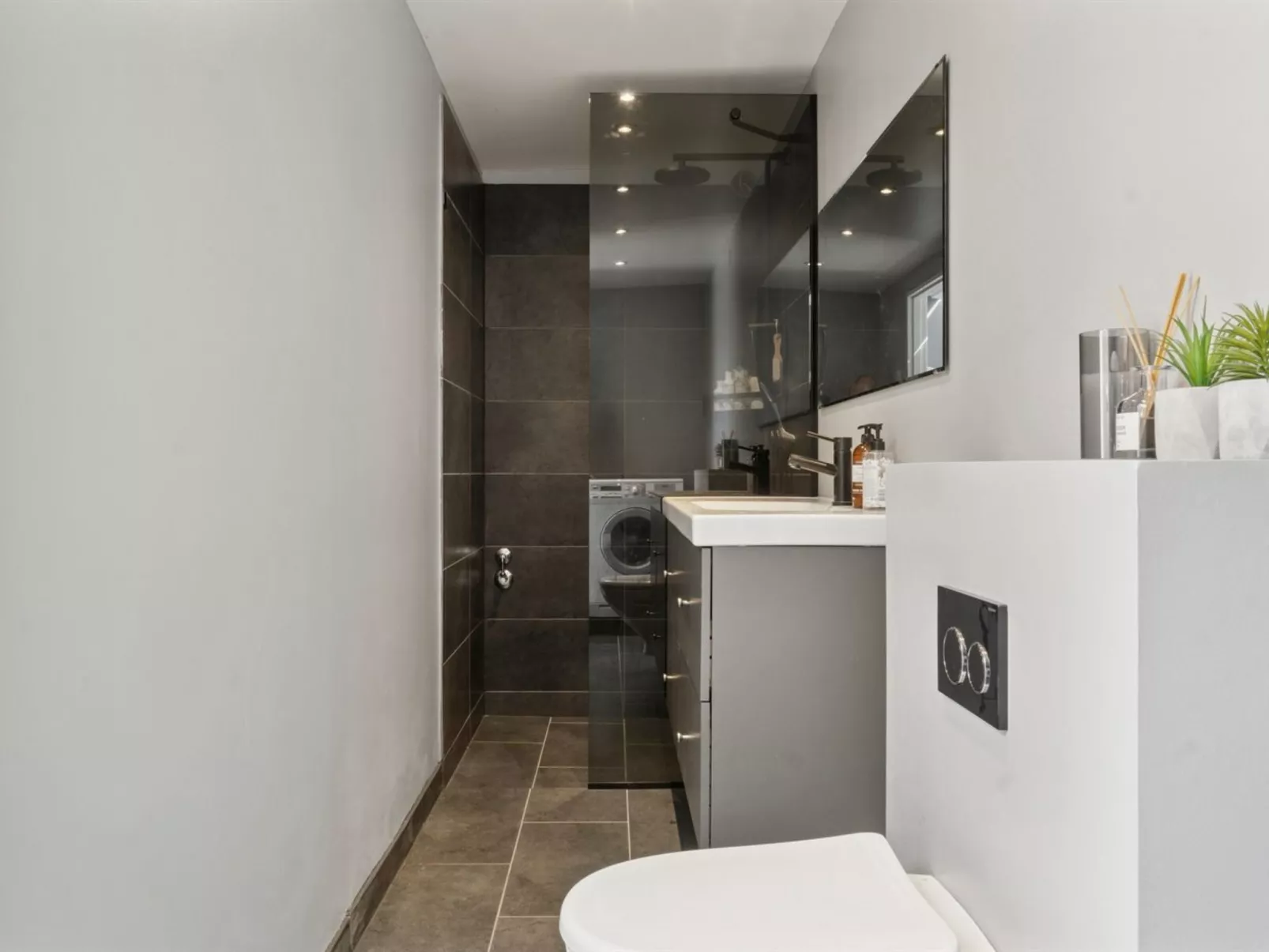 "Bodulf" - 300m from the sea-Binnen