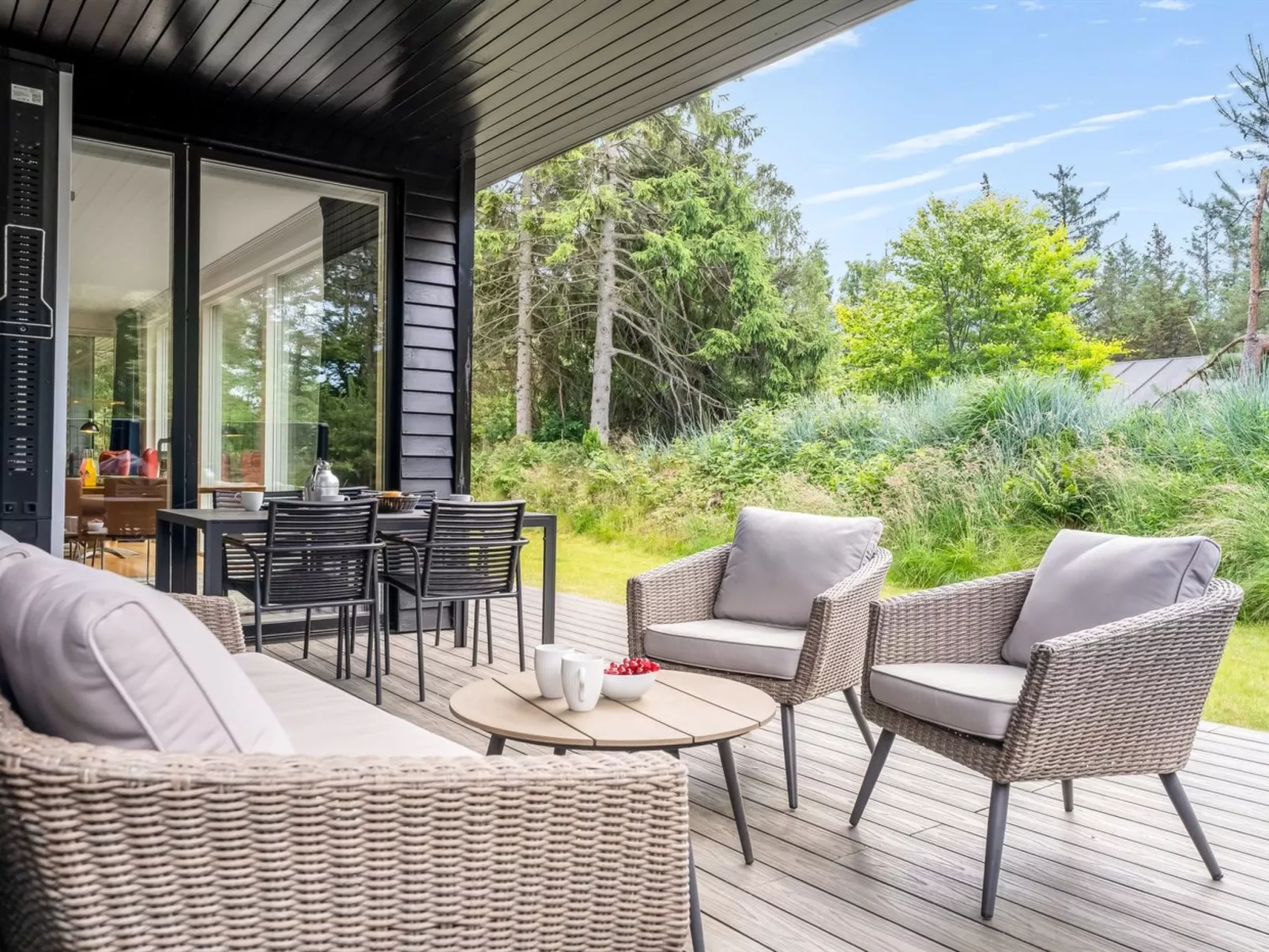 "Jonas" -  from the sea-Buiten