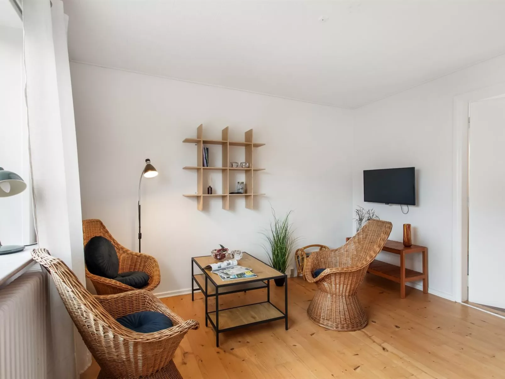 "Kirsi" -  from the sea-Binnen