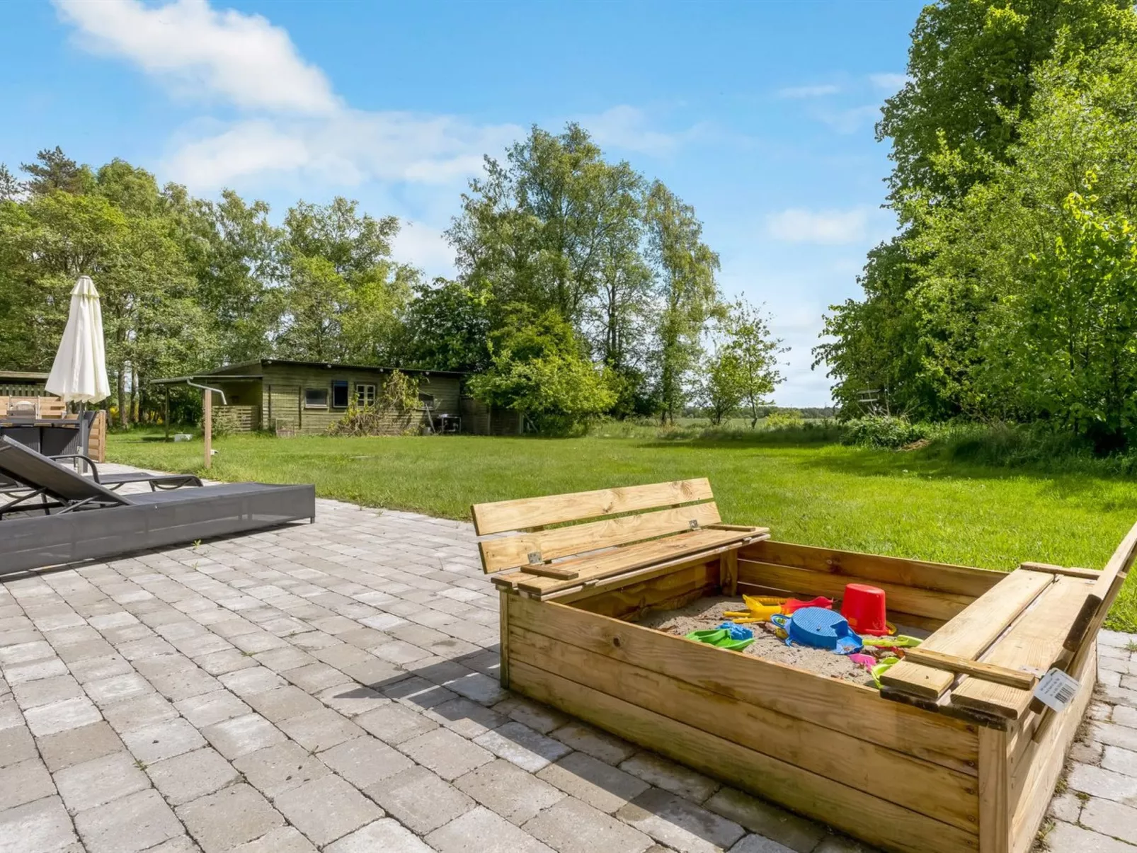 "Aatos" - 2km from the sea-Buiten