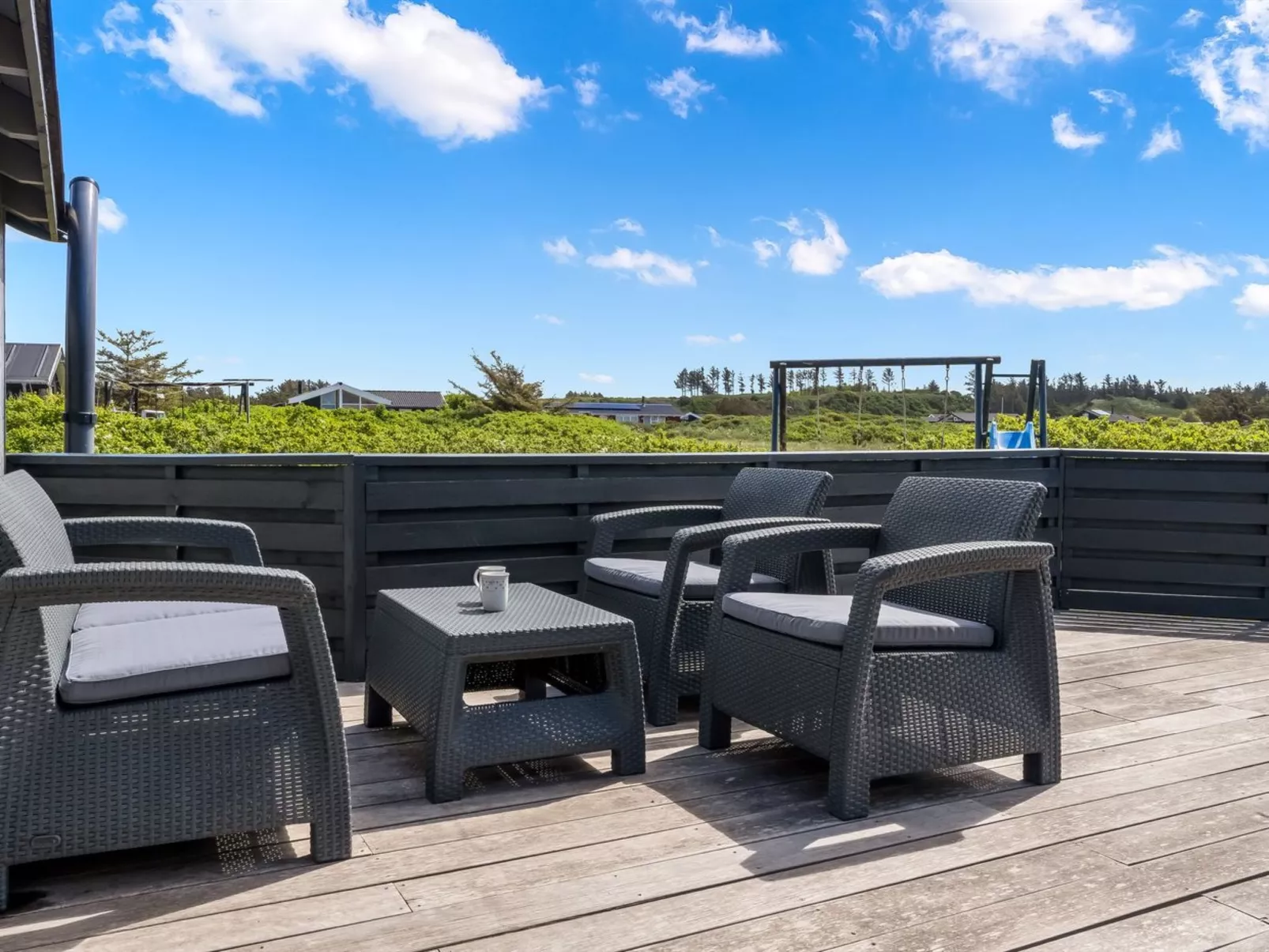 "Iiris" - 200m from the sea-Buiten