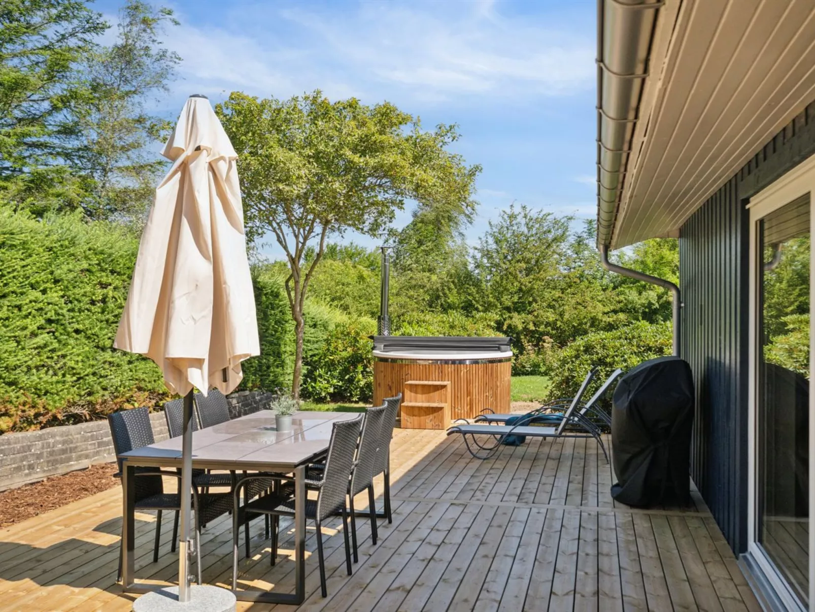 "Enrica" - 250m from the sea-Buiten