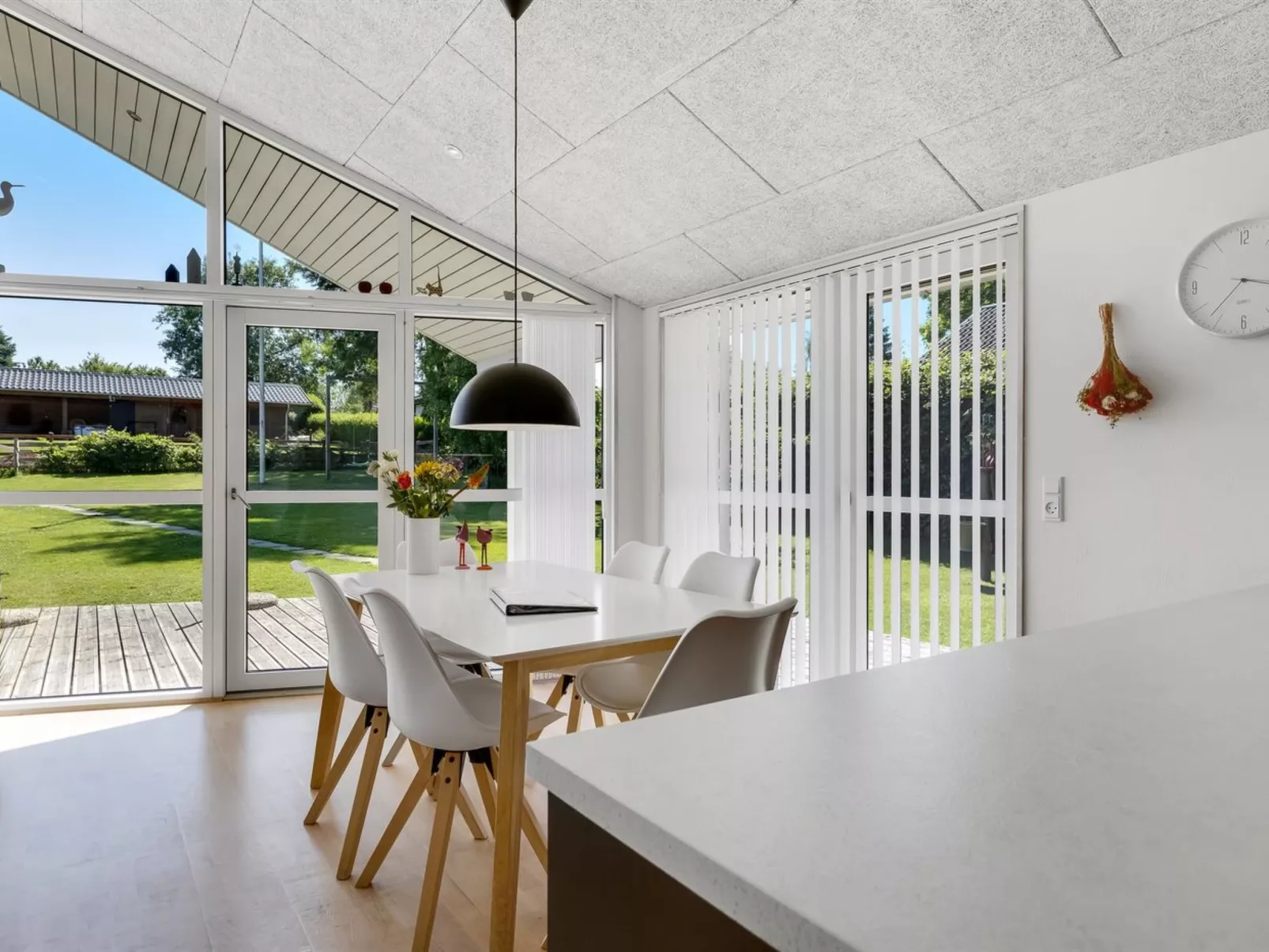 "Alfwin" - 300m from the sea-Binnen