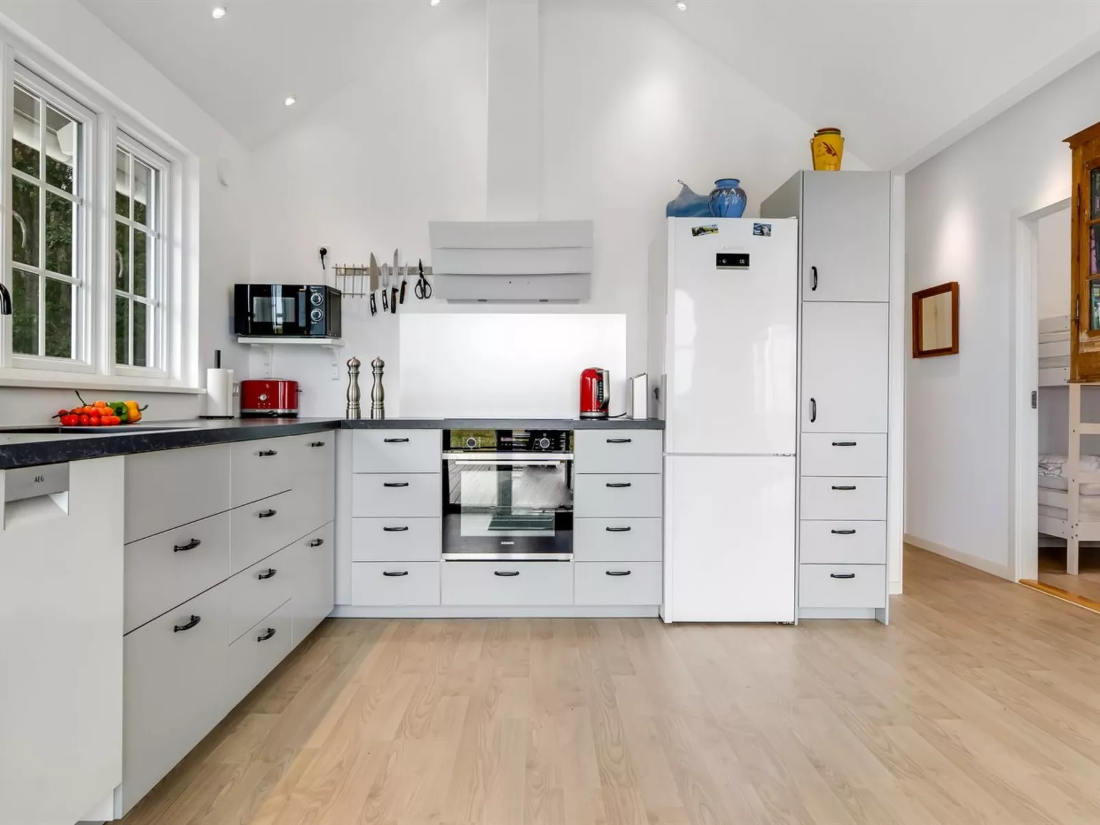 "Farman" - 150m from the sea-Binnen