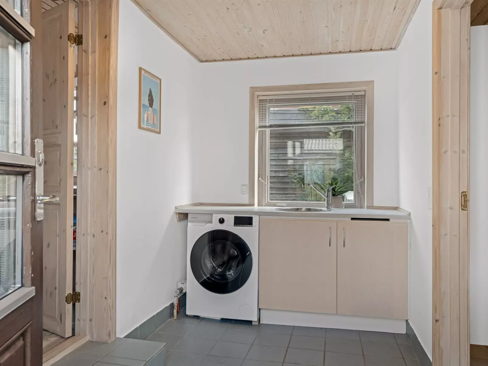 "Antine" - 400m from the sea-Binnen